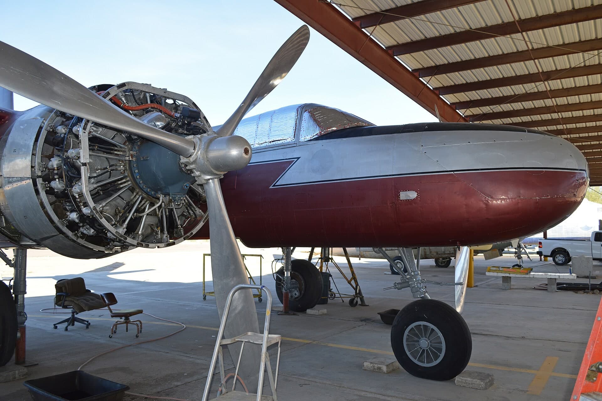 N126HP — Twin-engine aircraft