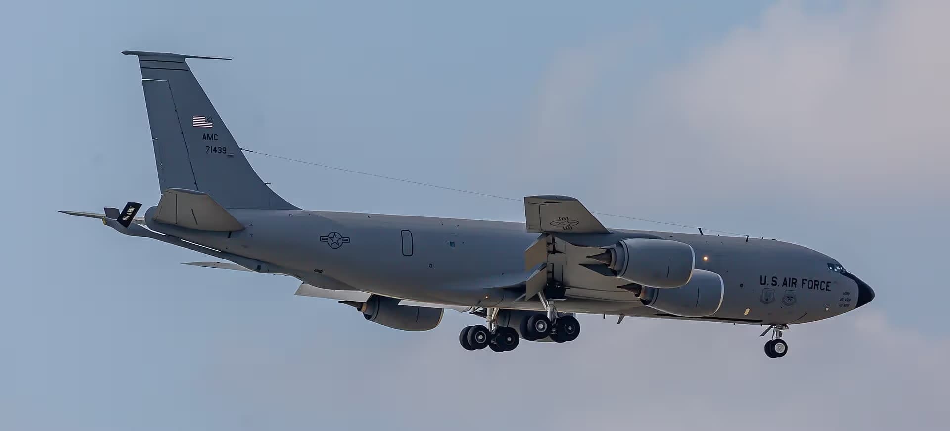 Unidentified — Aircraft
