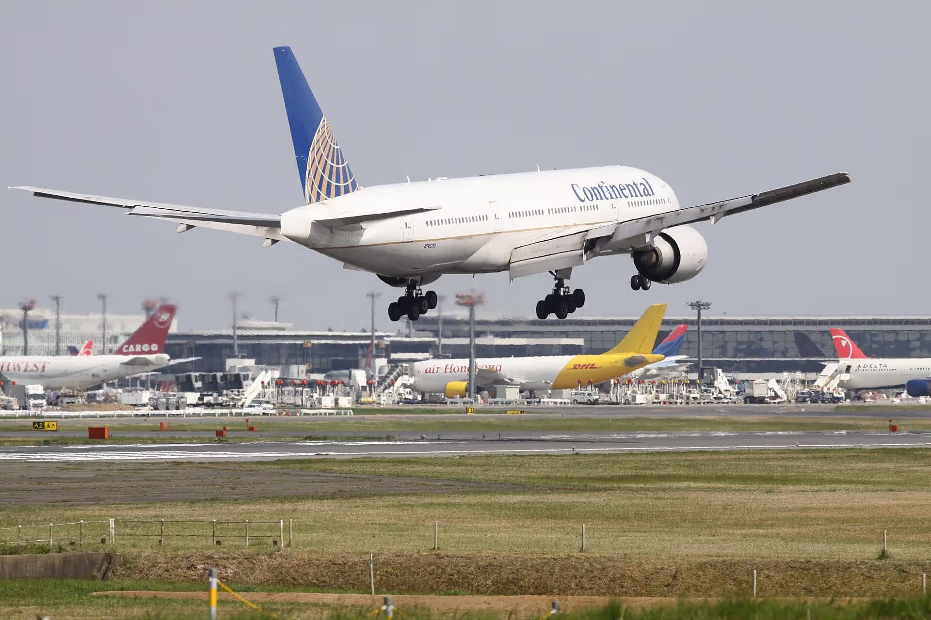 N76010 — Boeing
