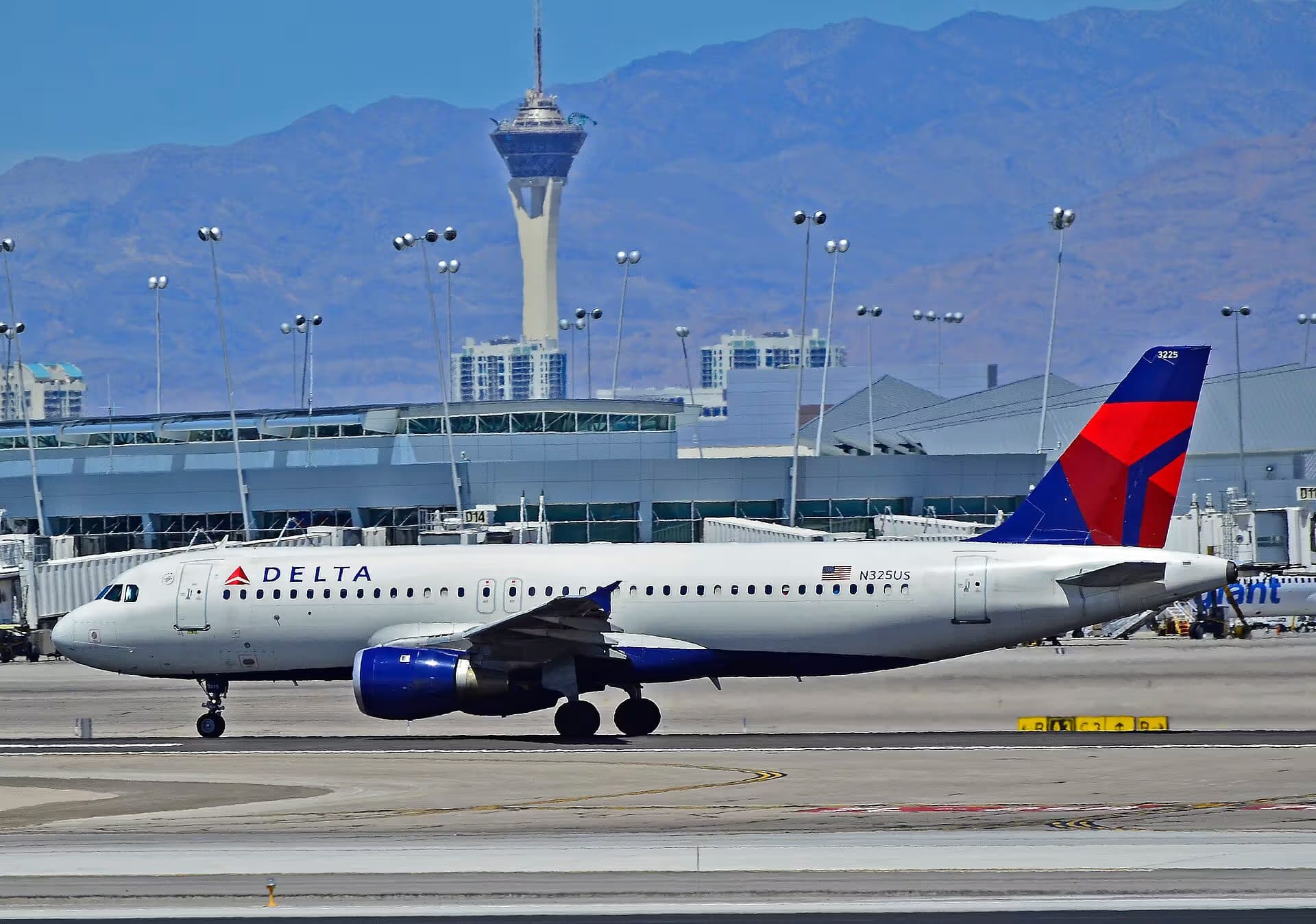 N325US — Airbus