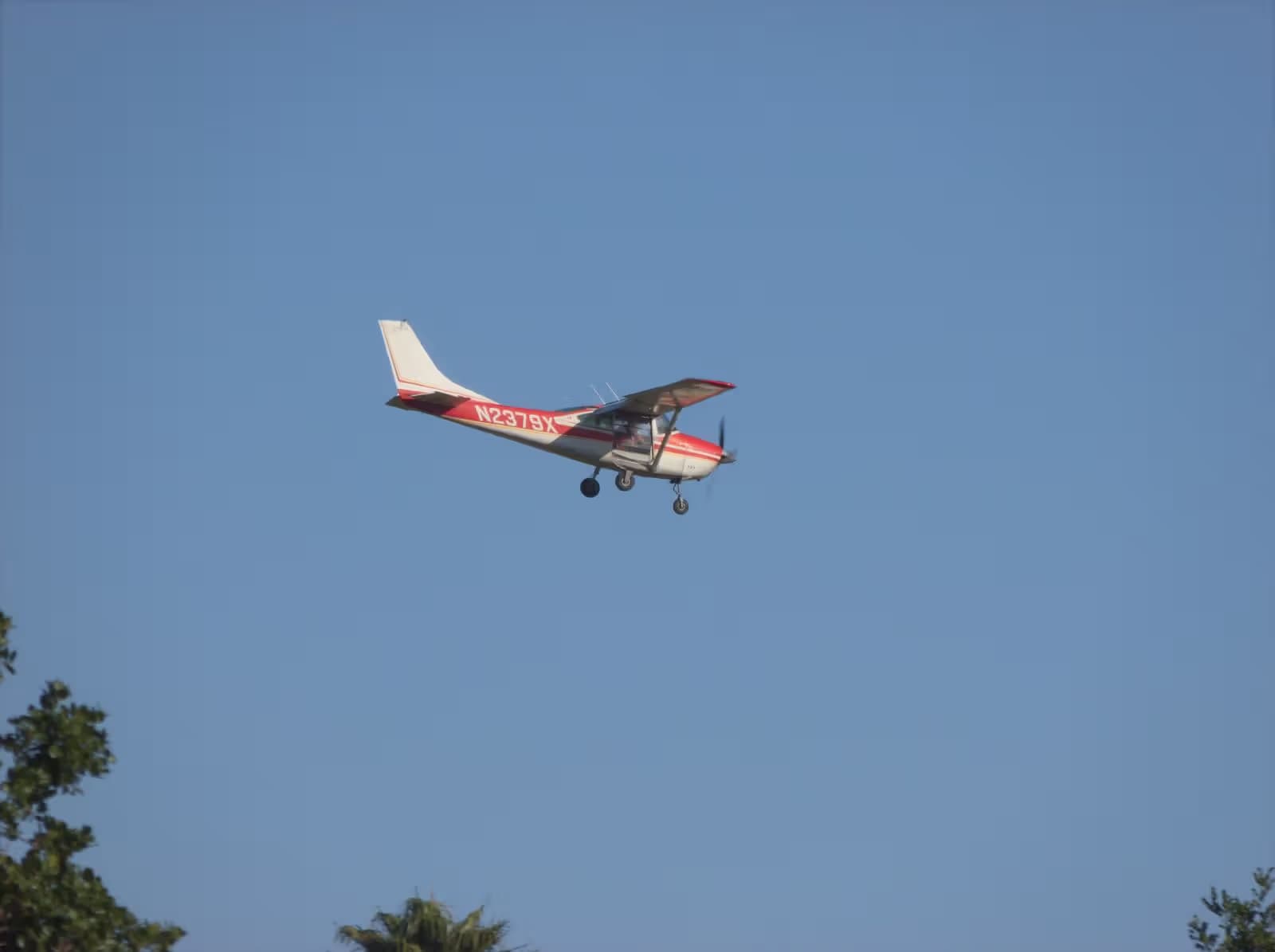 N2379X — Cessna