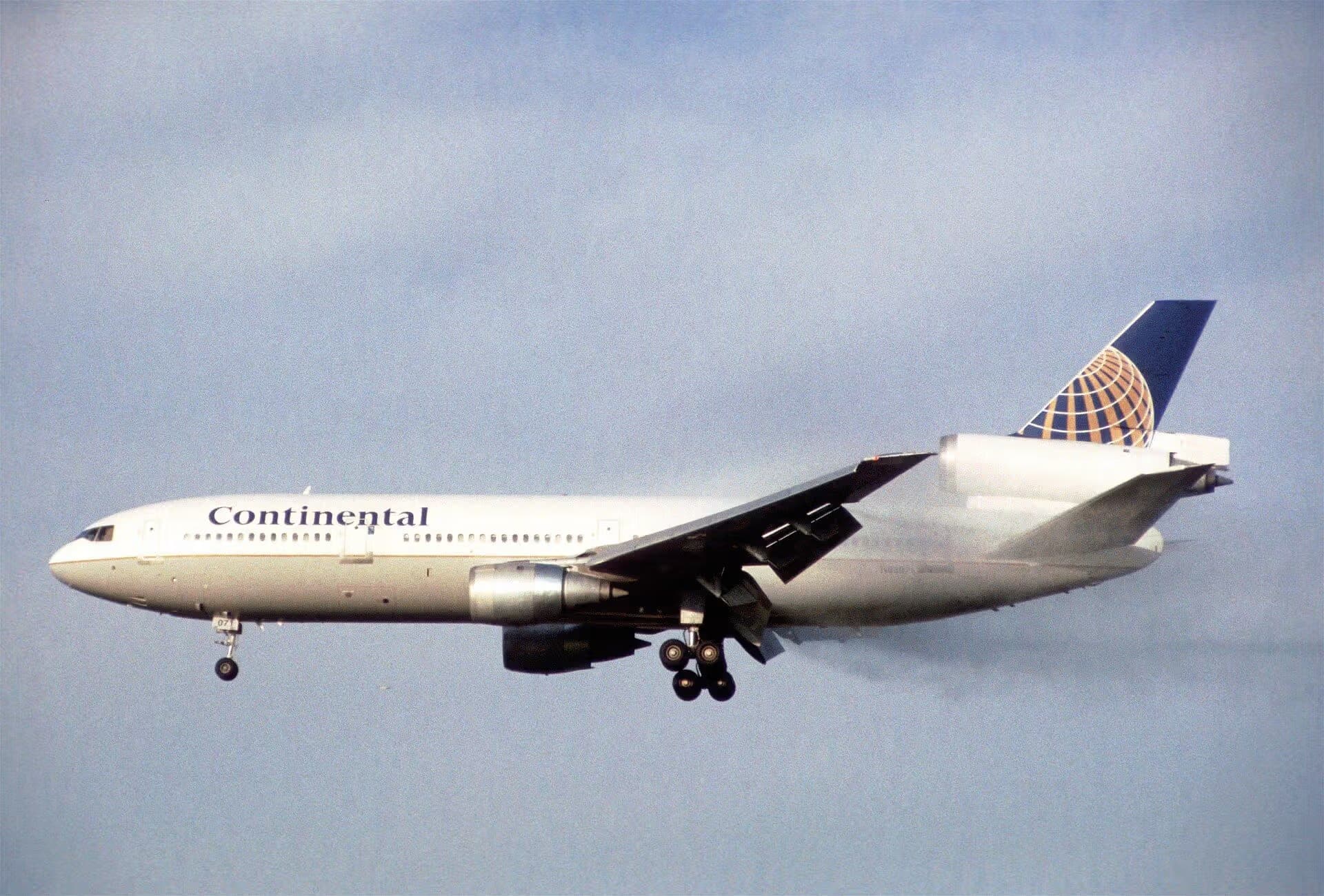 N83071 — Douglas