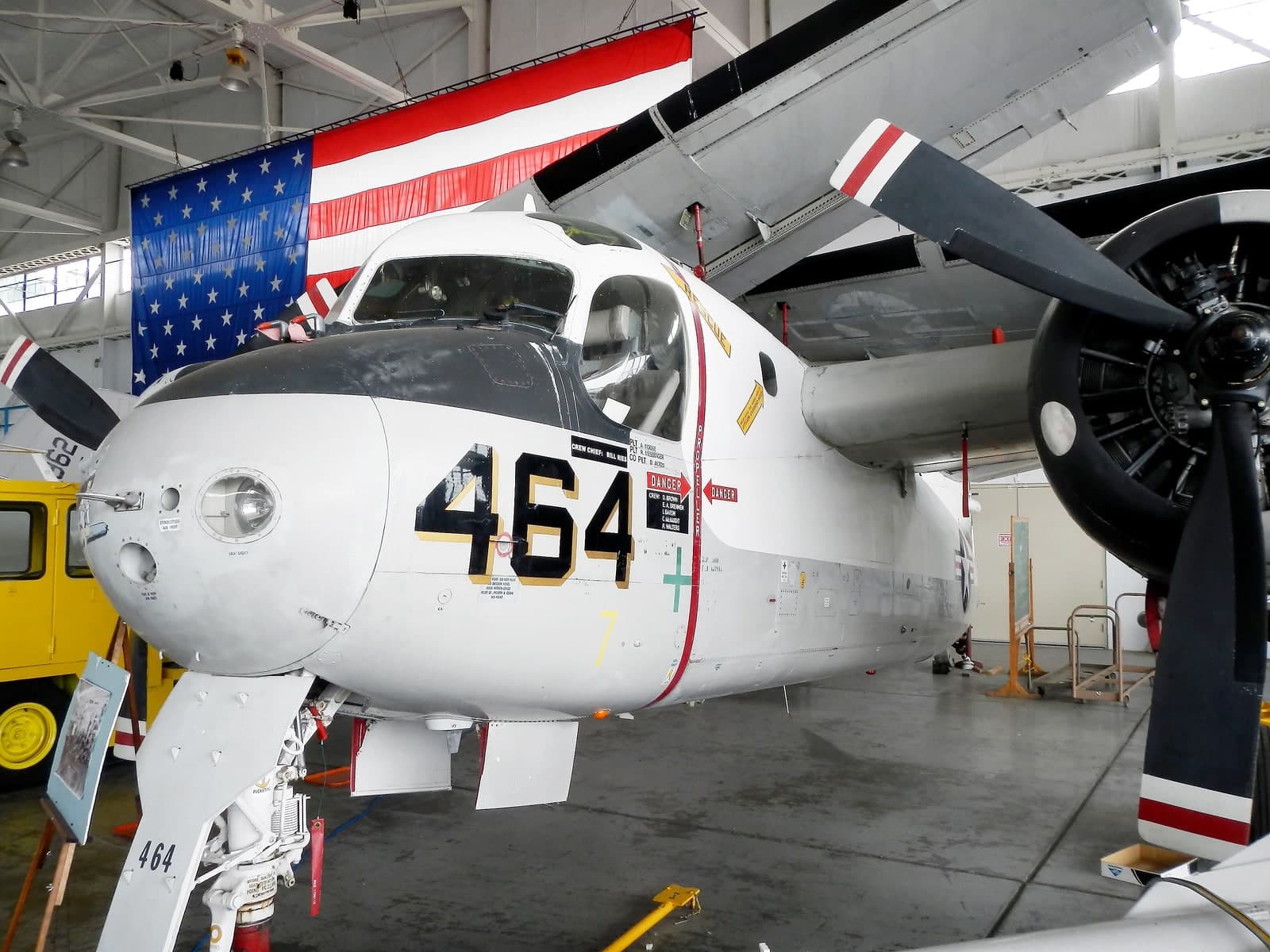 N4225F — Twin-engine aircraft