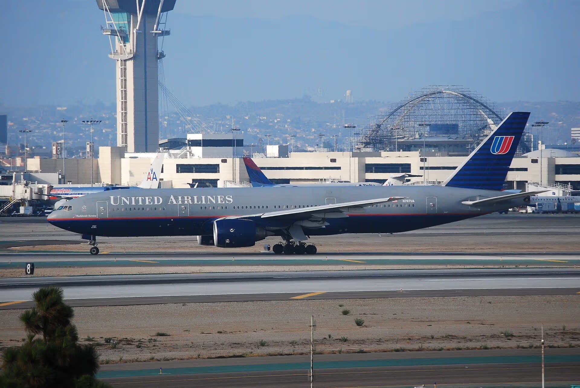 N787UA — Boeing