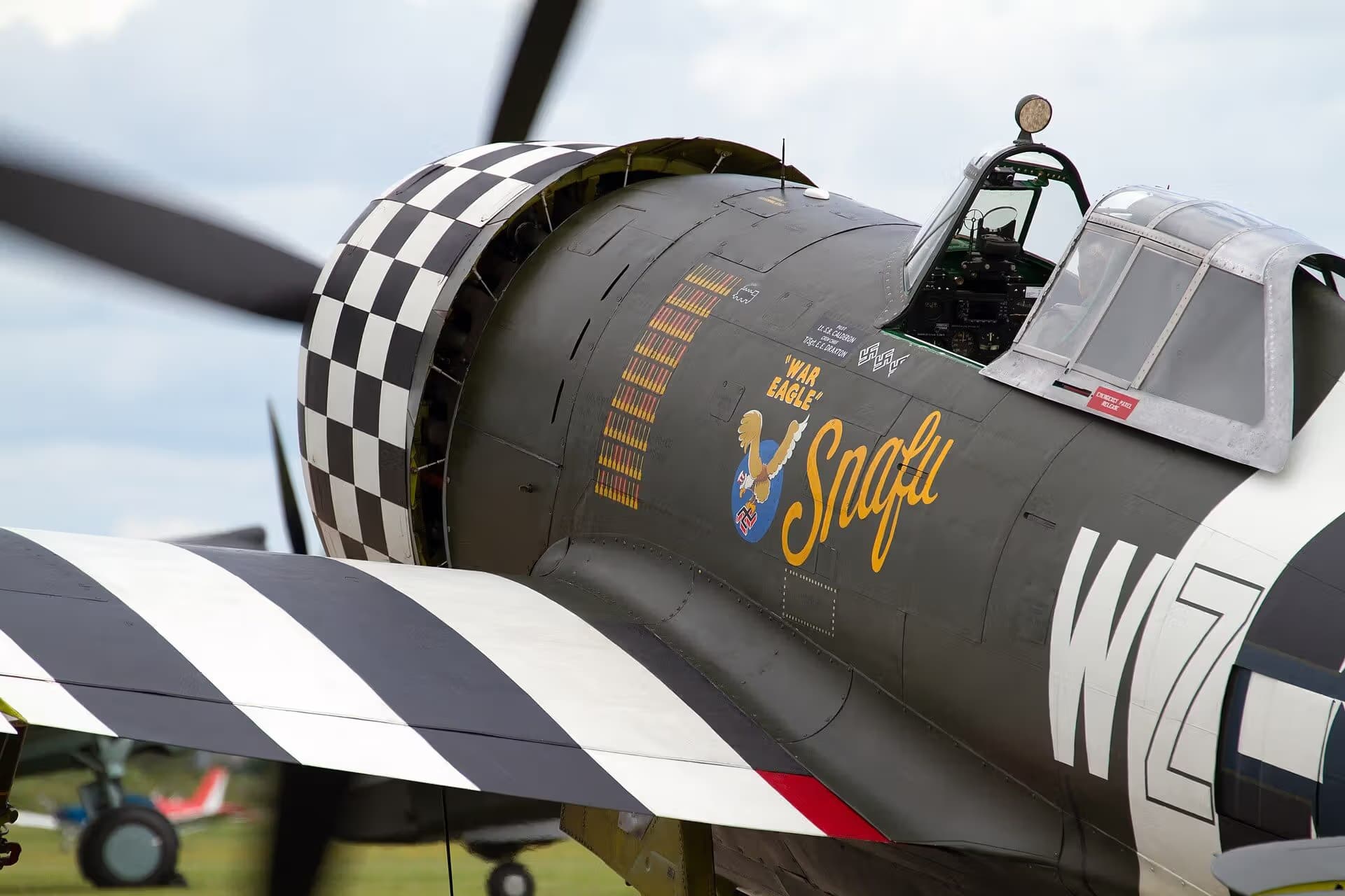 Unidentified — Warbird