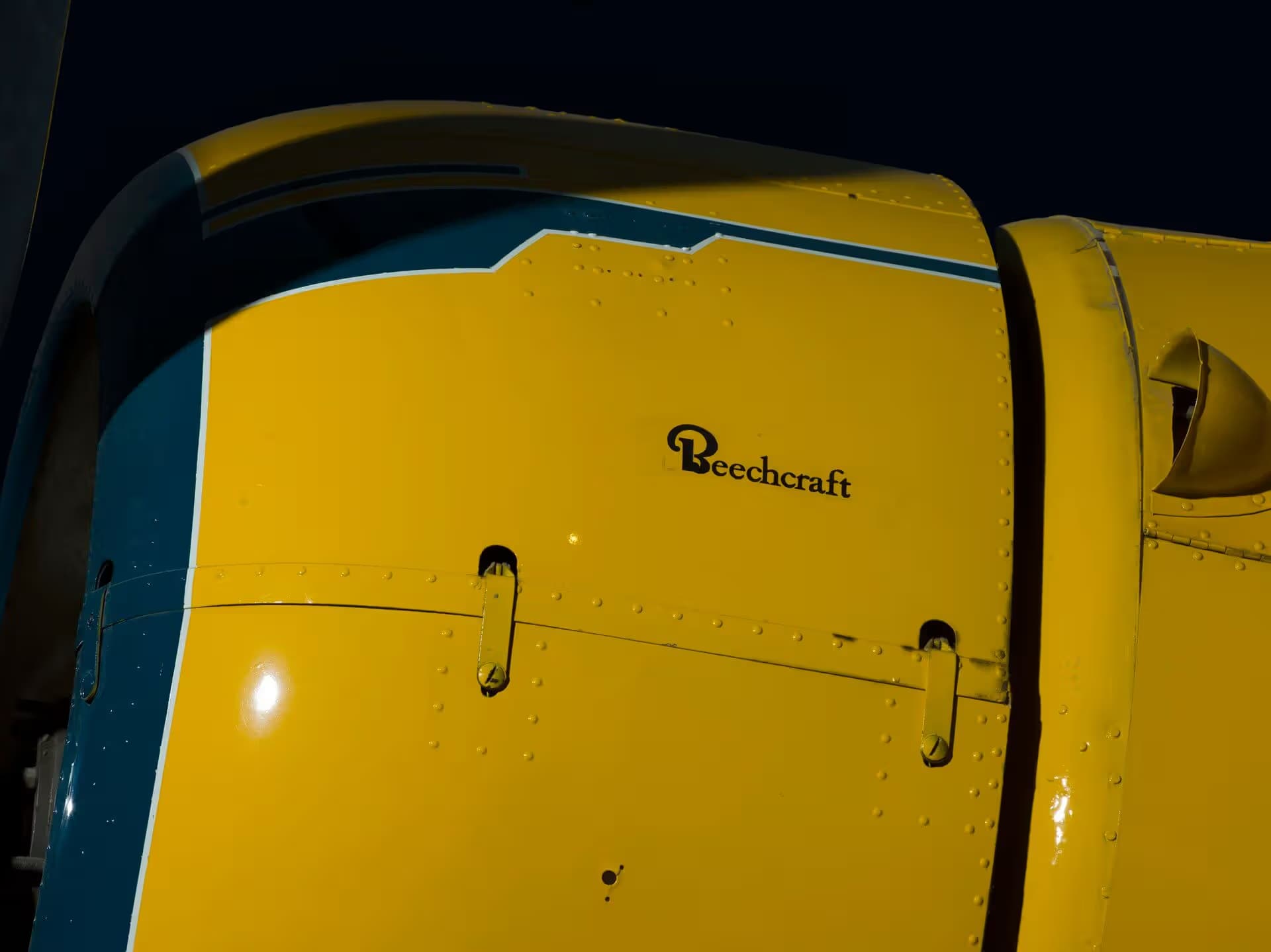 Unidentified — Beechcraft