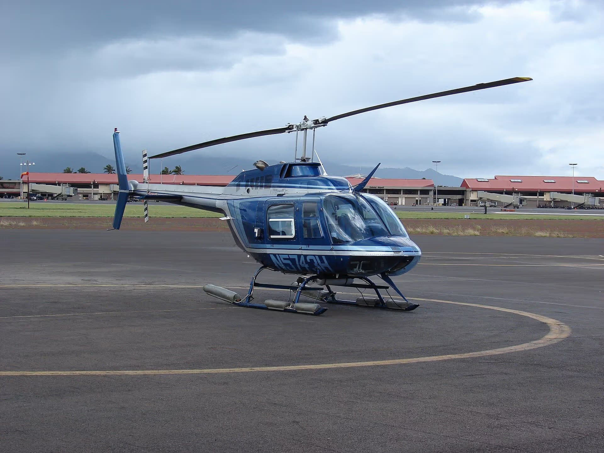 N5743H — Helicopter