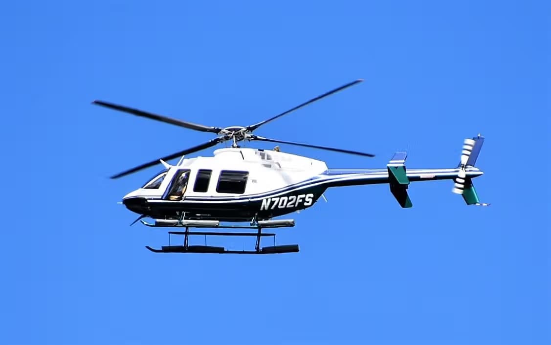 N702FS — Helicopter