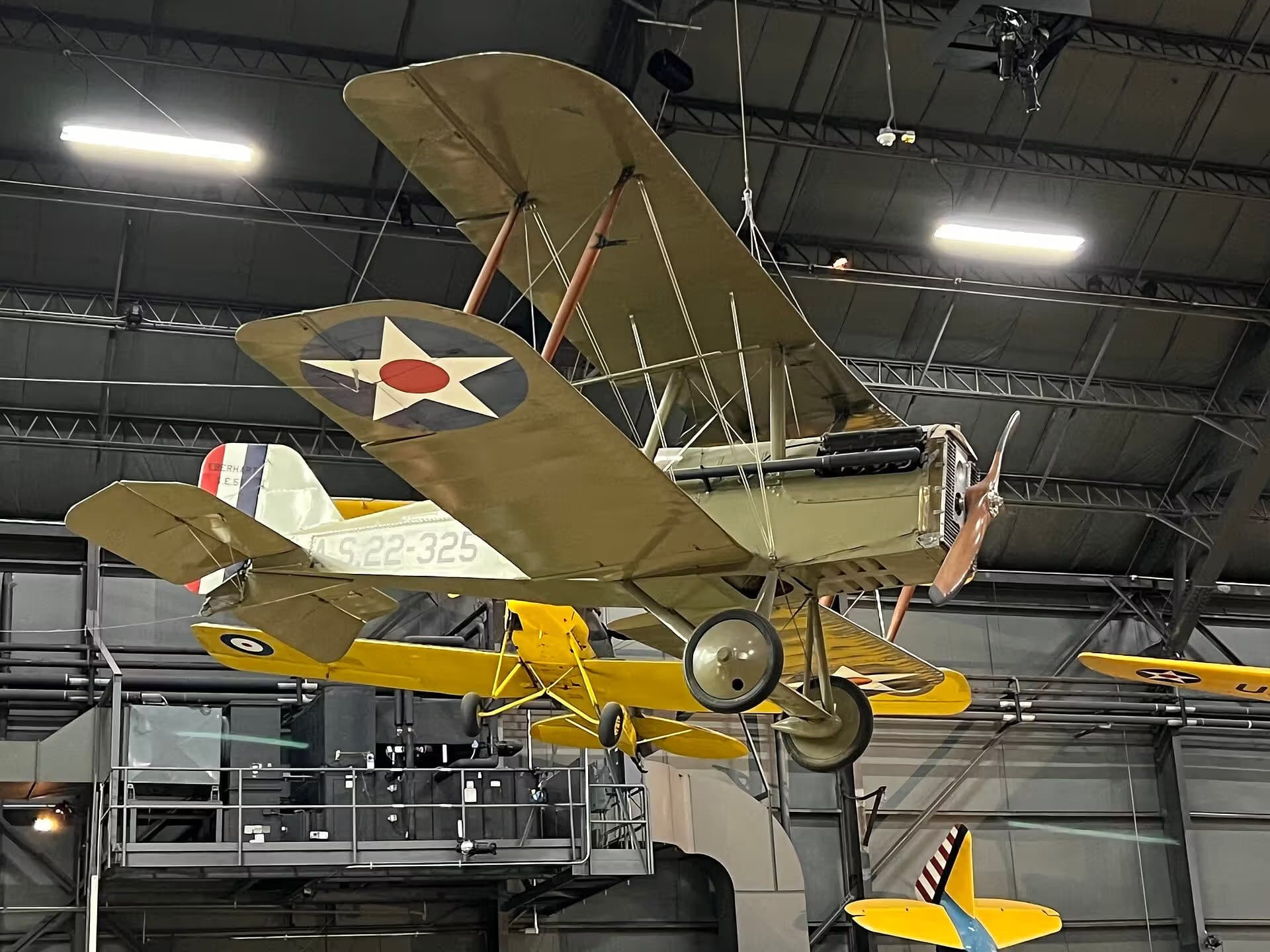Unidentified — Single-engine aircraft