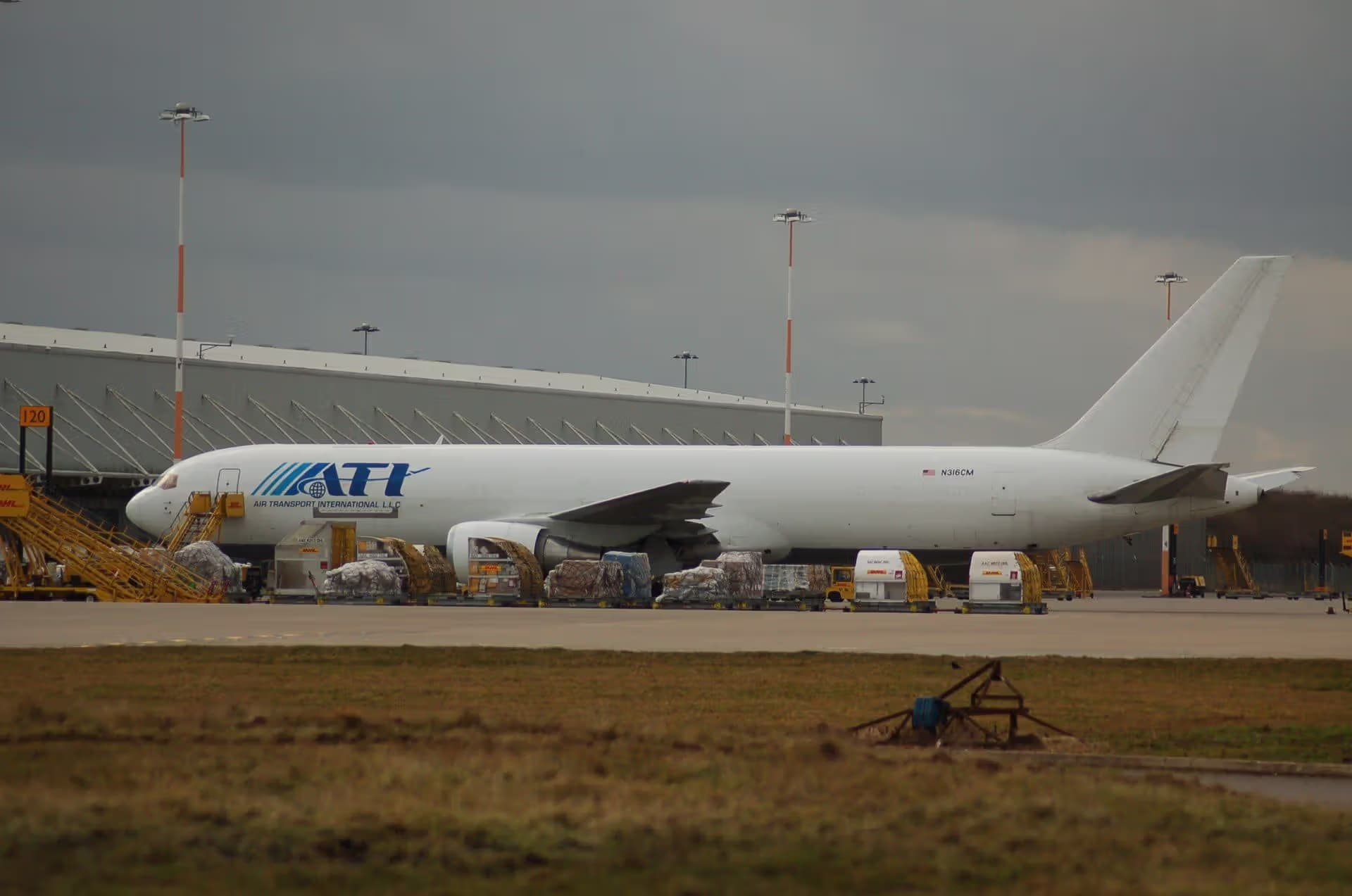 N316CM — Boeing