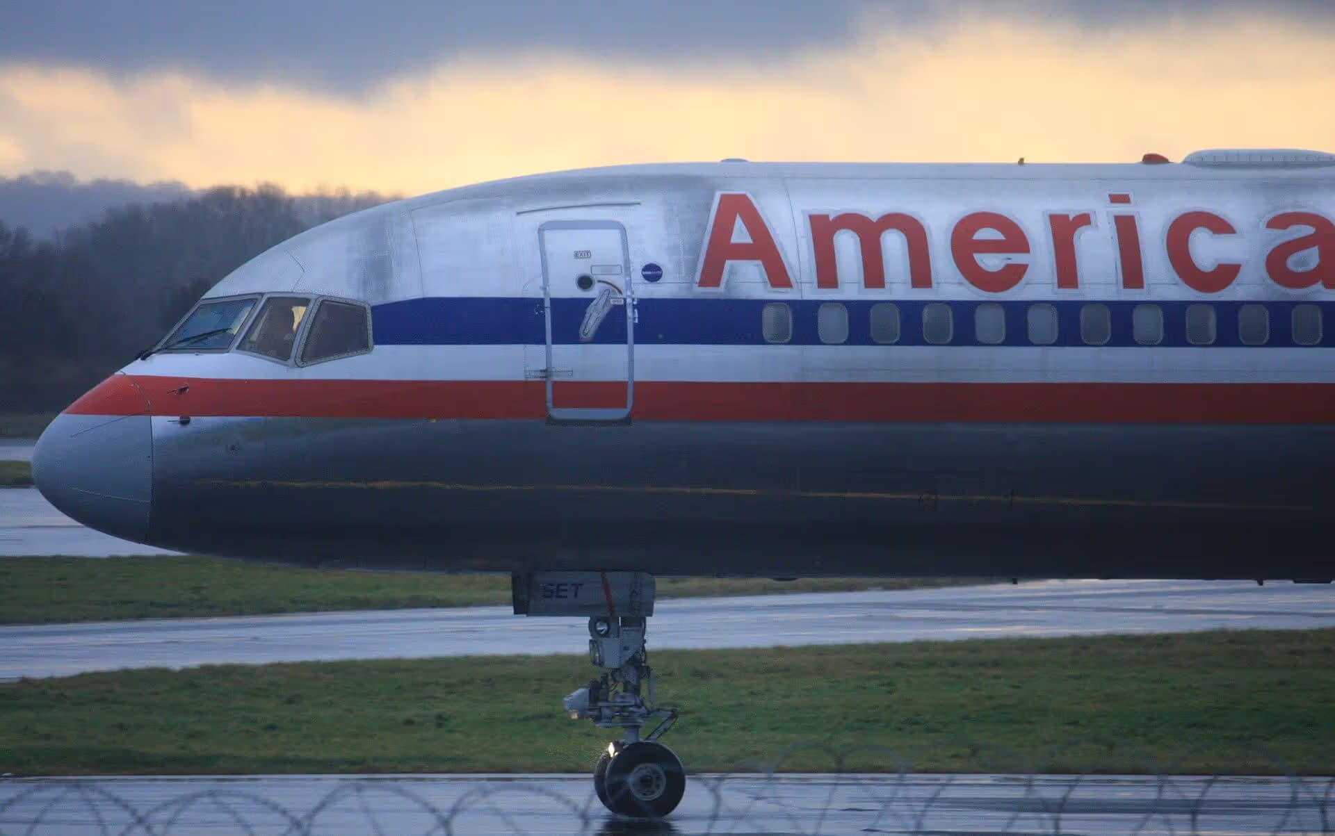 N185AN — Boeing
