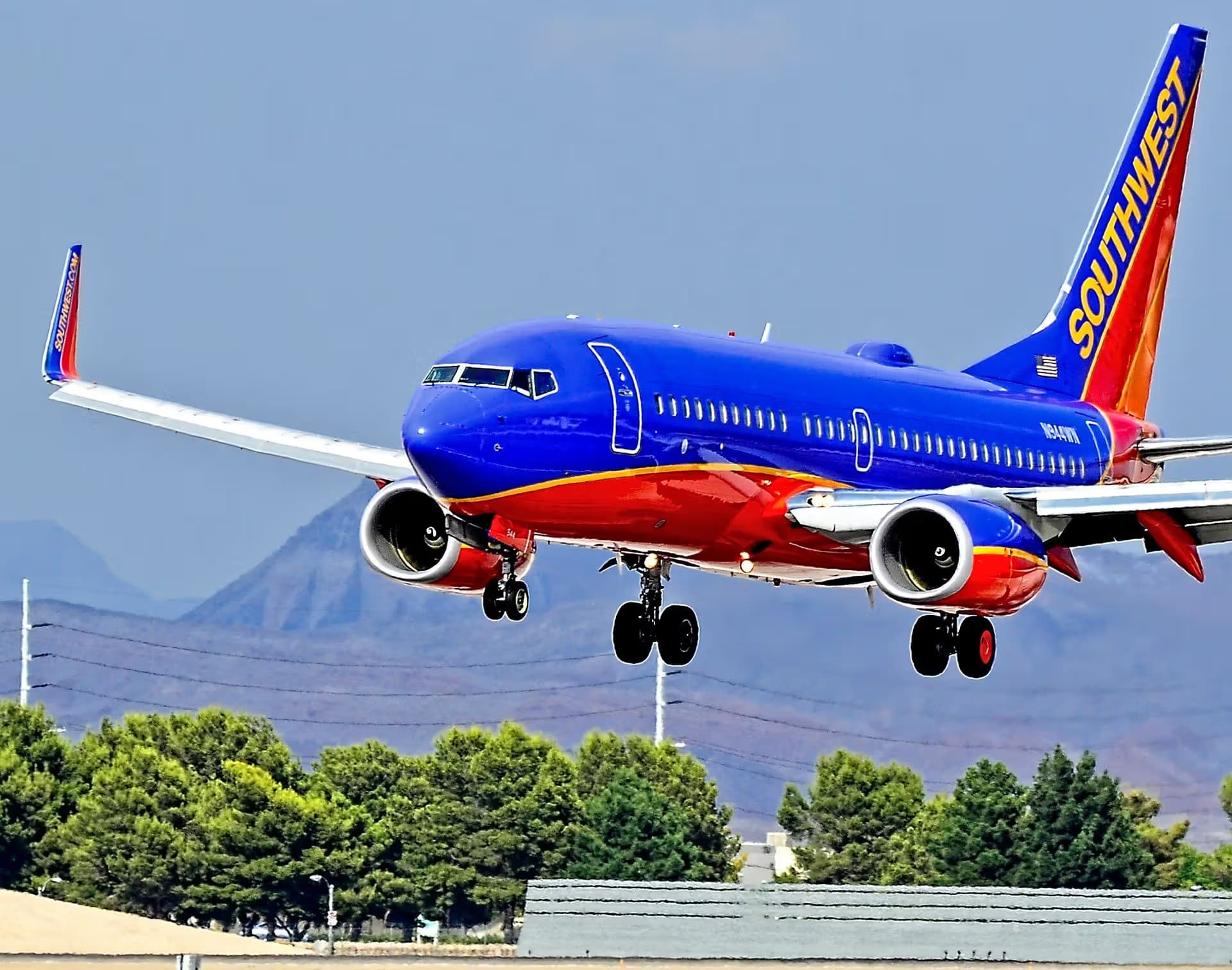 N944WN — Boeing