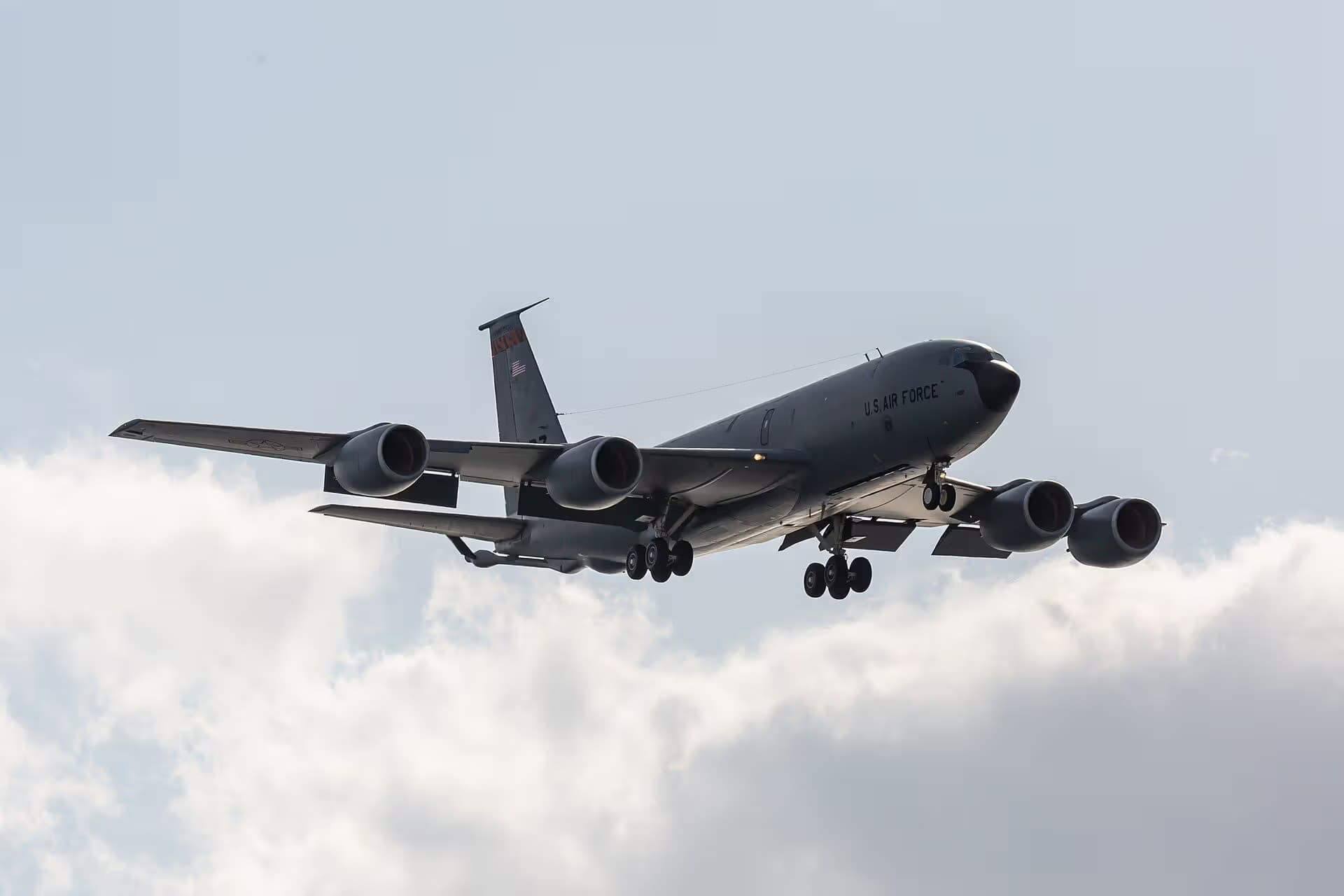 Unidentified — Aircraft