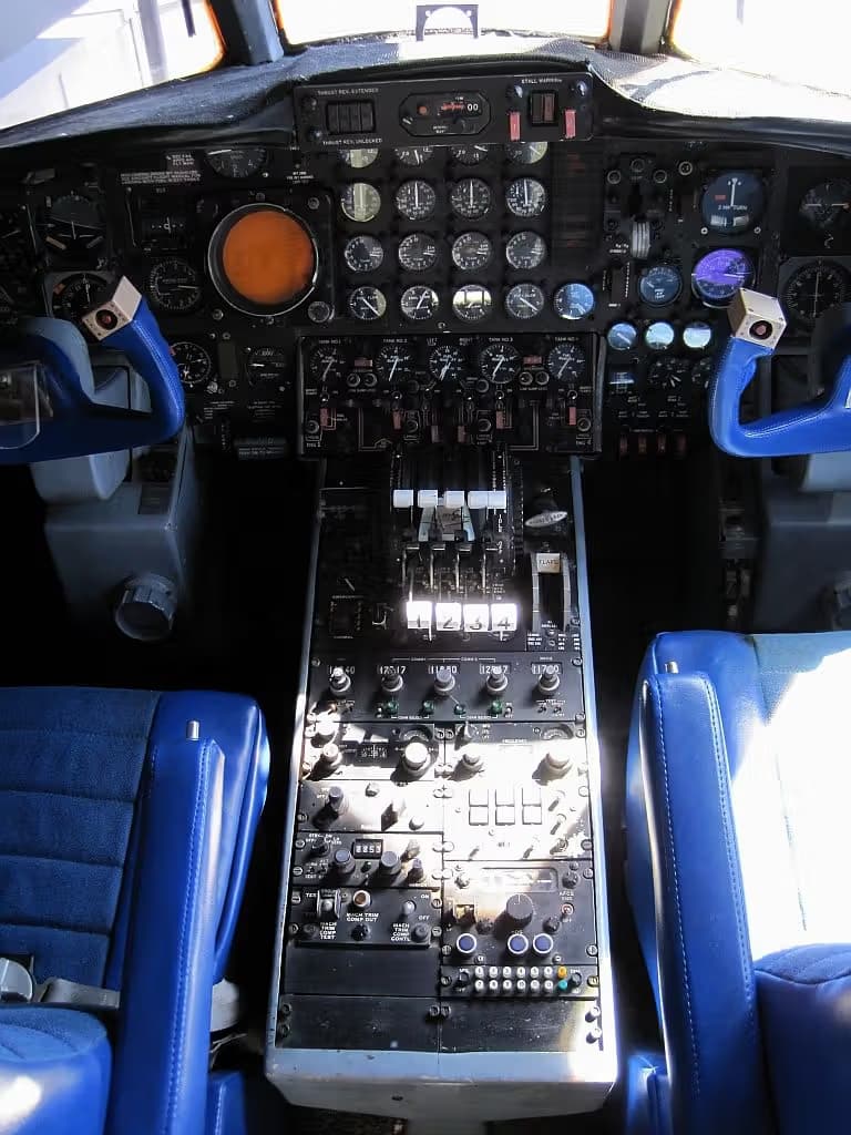 Unidentified — Aircraft
