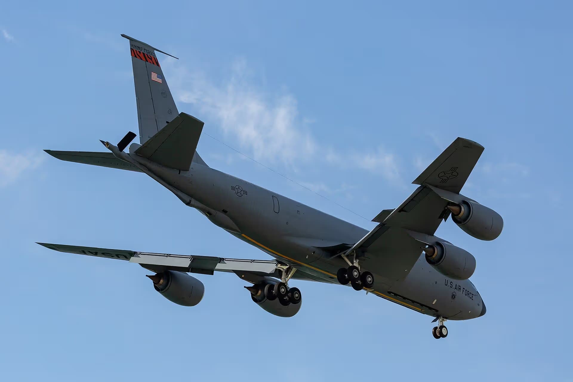Unidentified — Aircraft