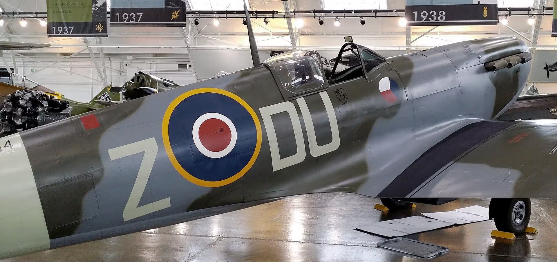 Unidentified — Warbird