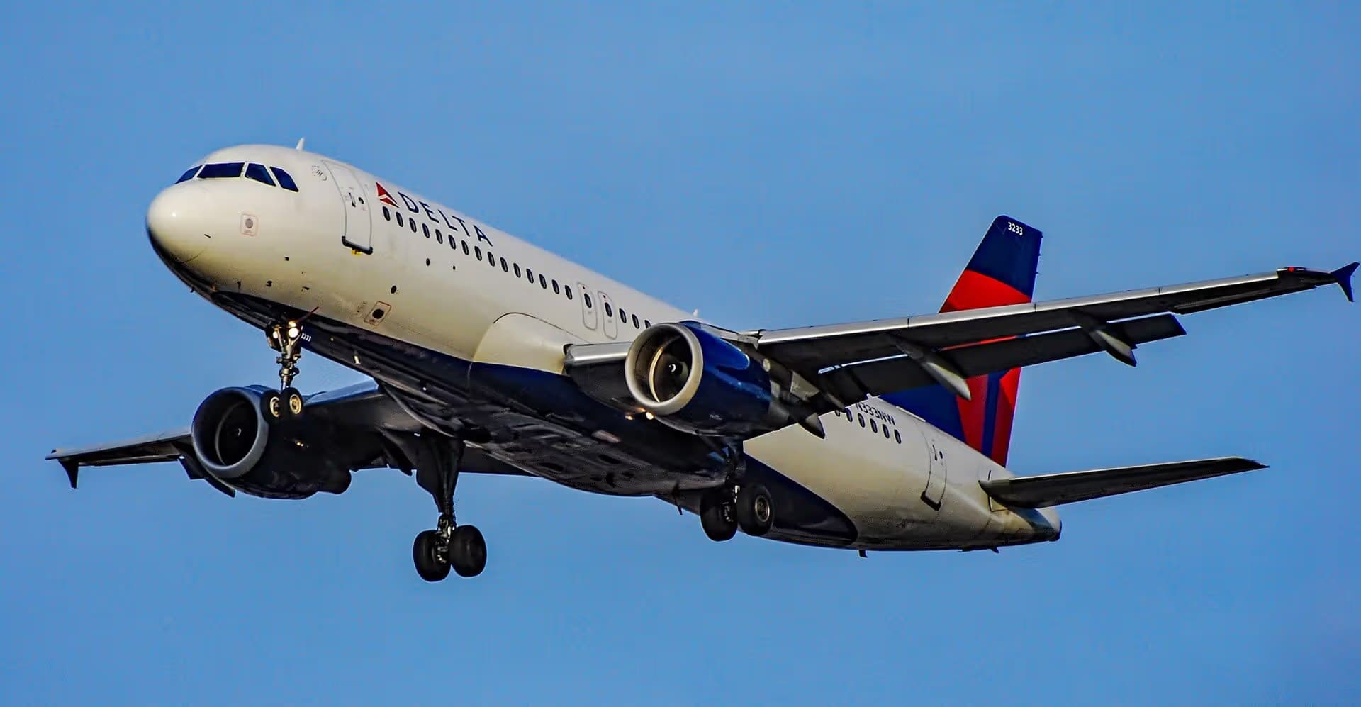 N333NW — Airbus