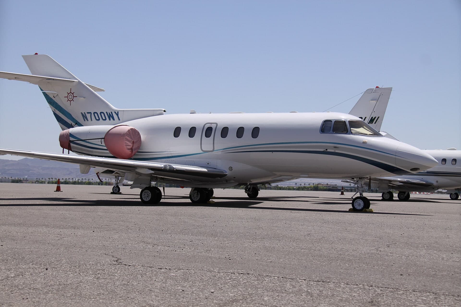 N700WY — Aircraft