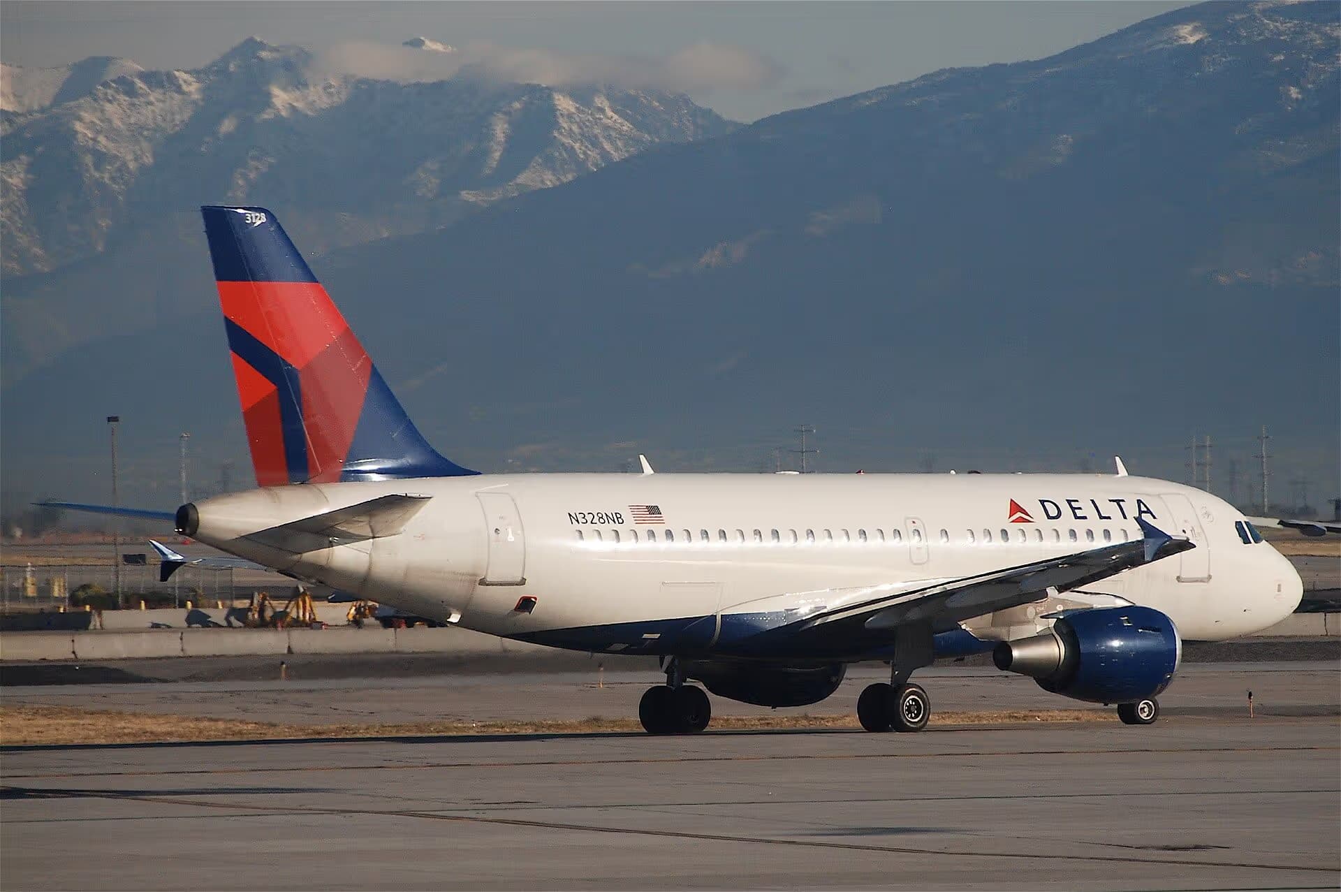 N328NB — Airbus