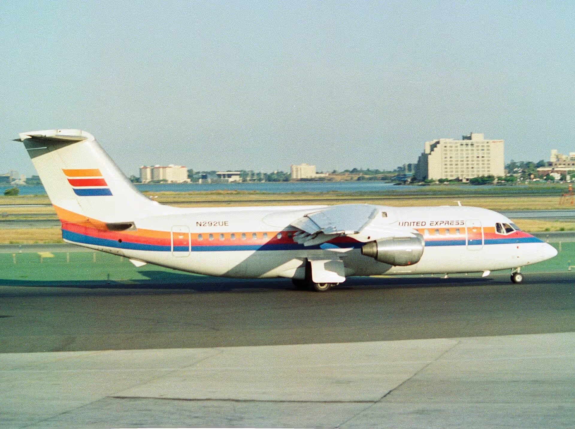 N292UE — Aircraft