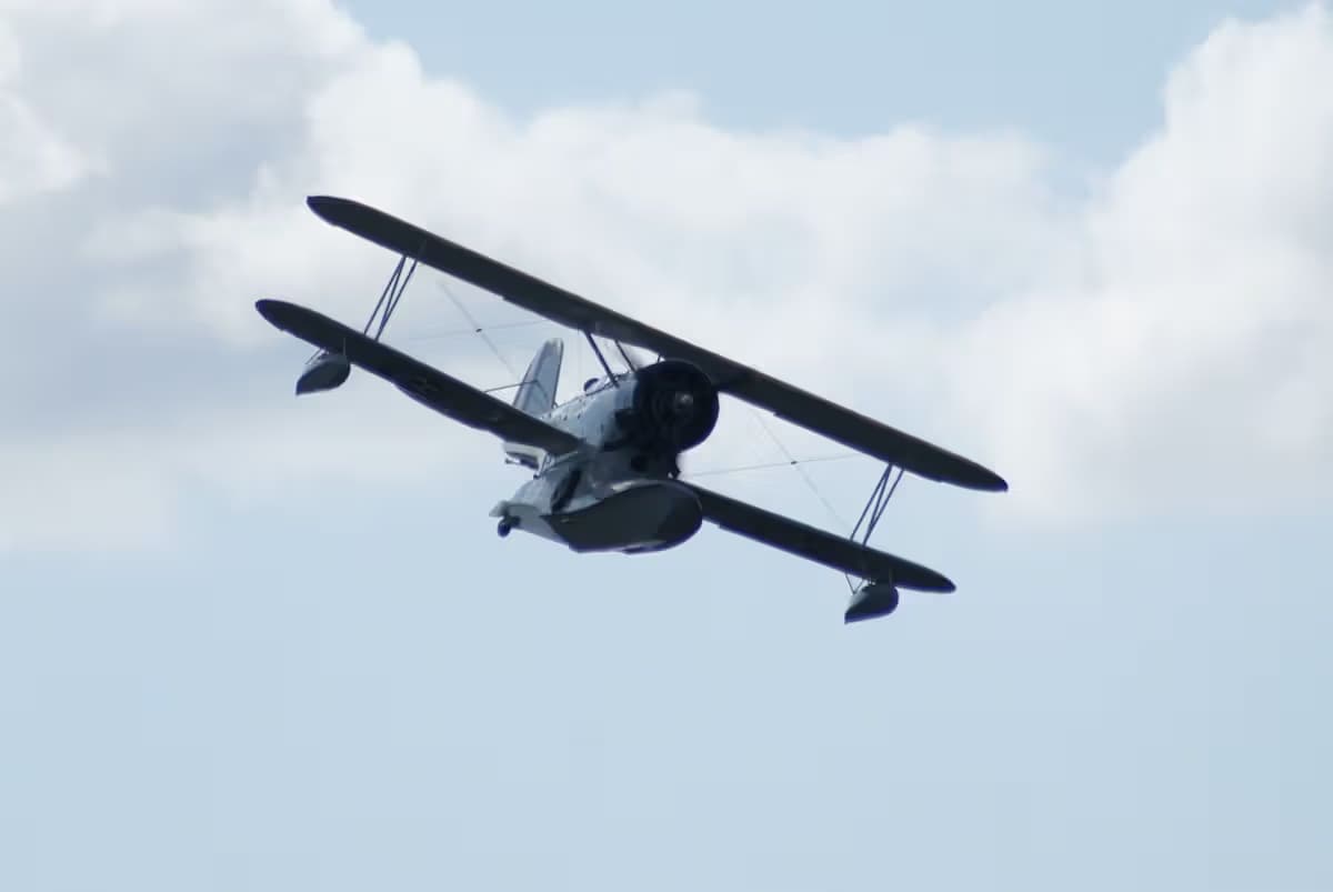 N1214N — Warbird