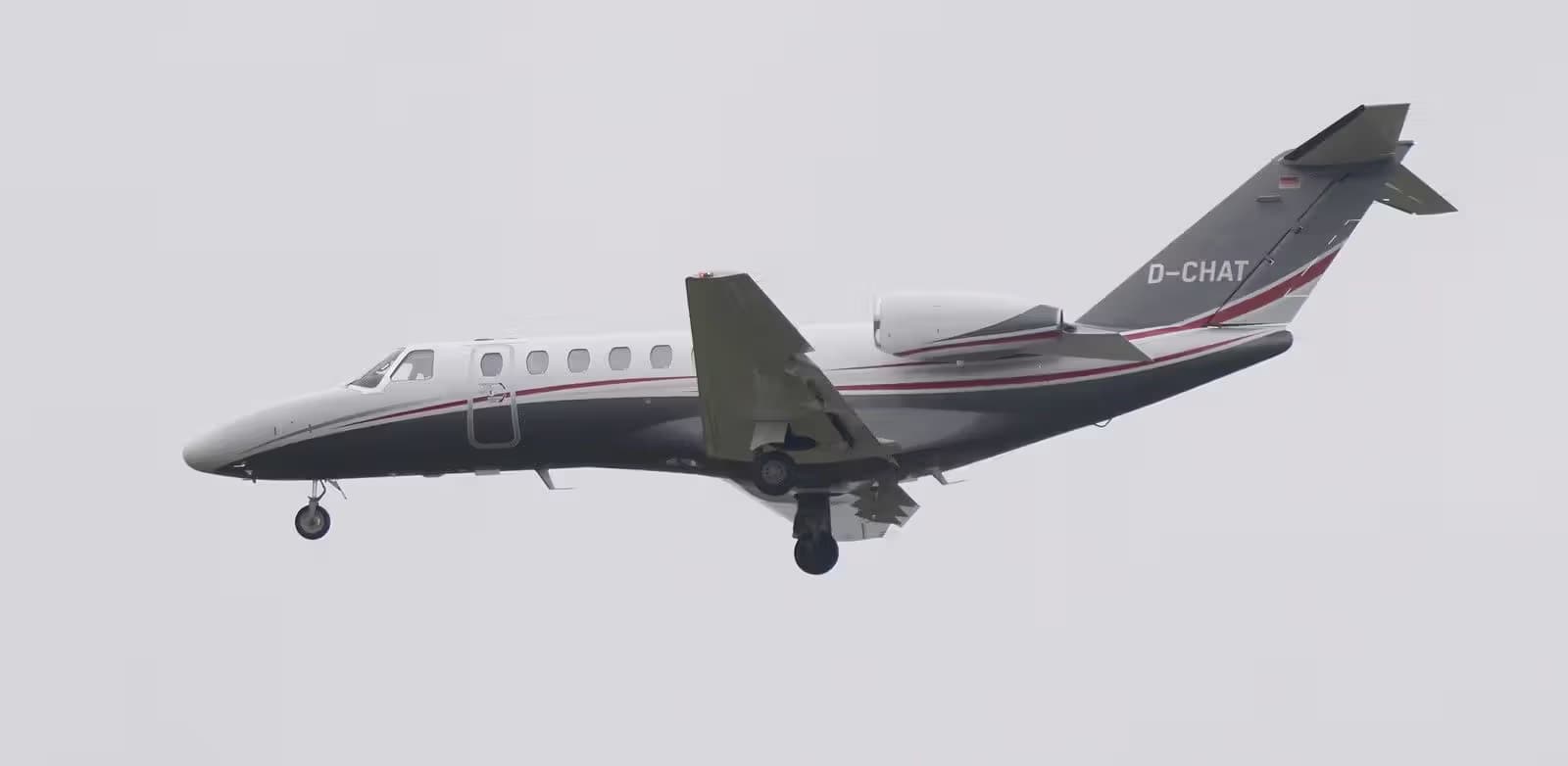 D-CHAT — Business jet