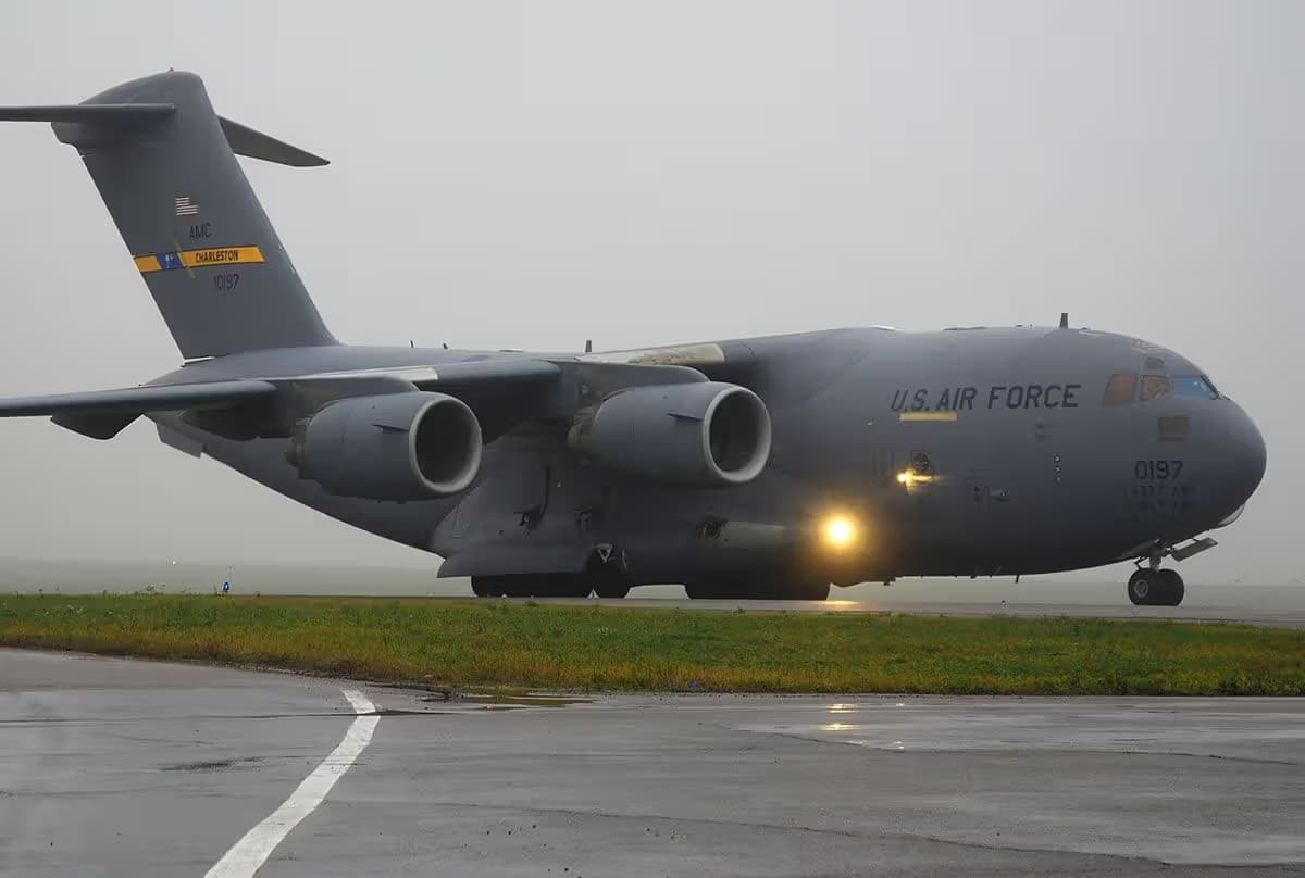 Unidentified — Boeing
