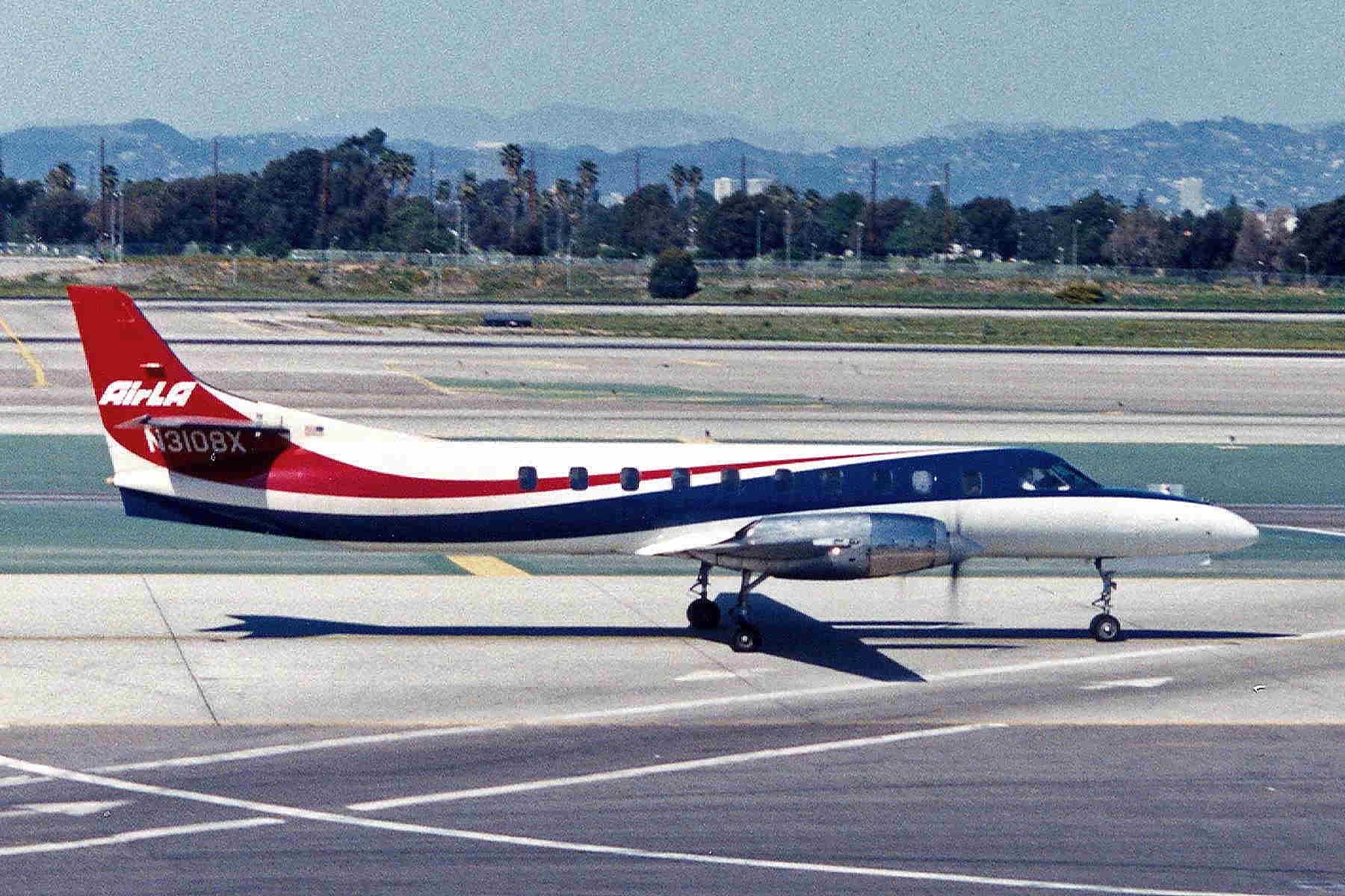 N3108X — Twin-engine aircraft