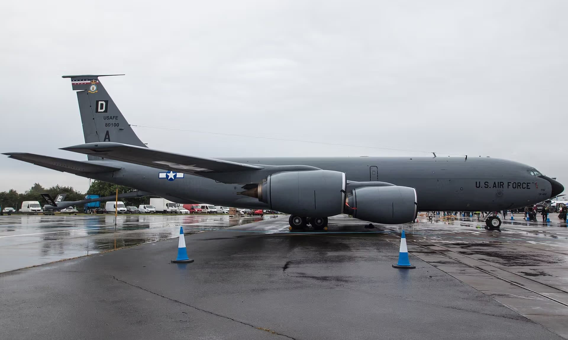 Unidentified — Boeing