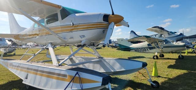 N61276 — Cessna U206F