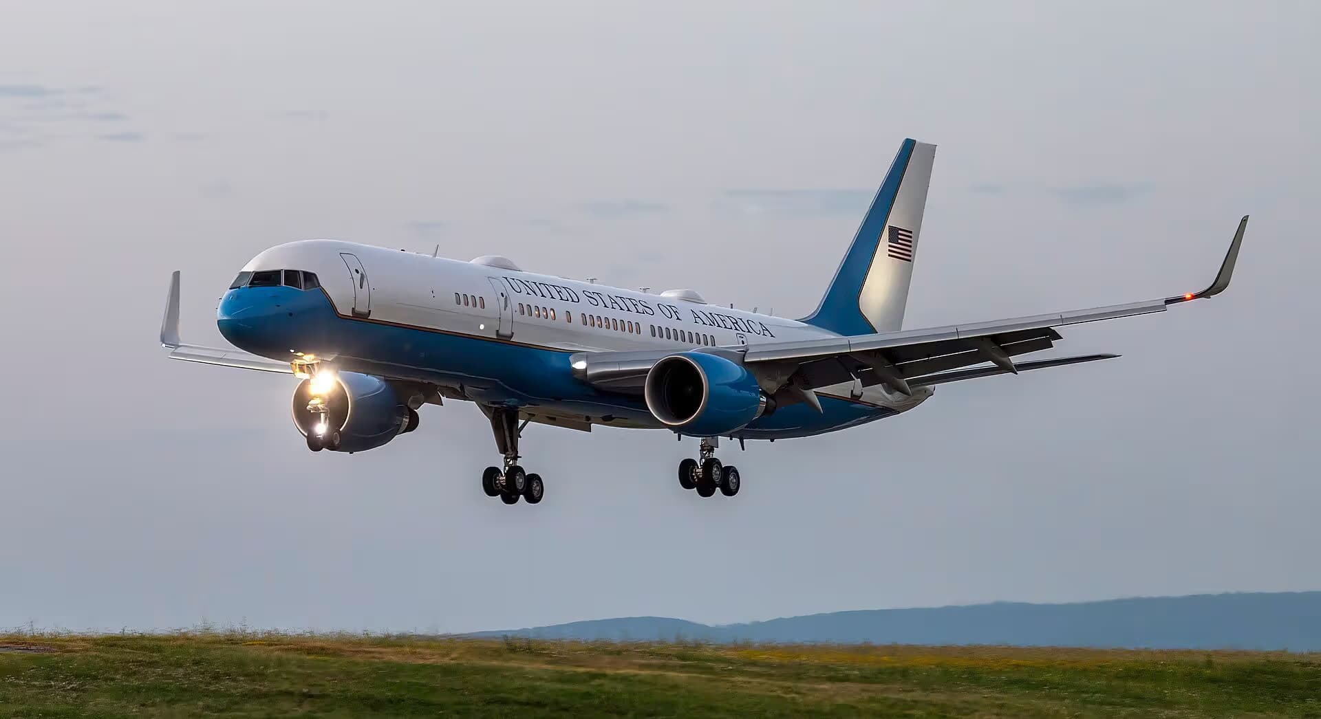 Unidentified — Boeing