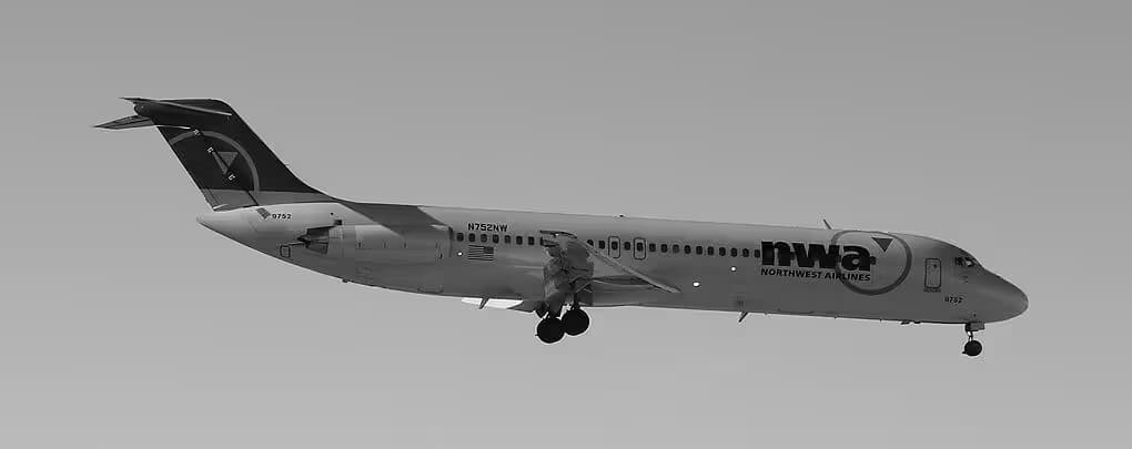 N752NW — Douglas