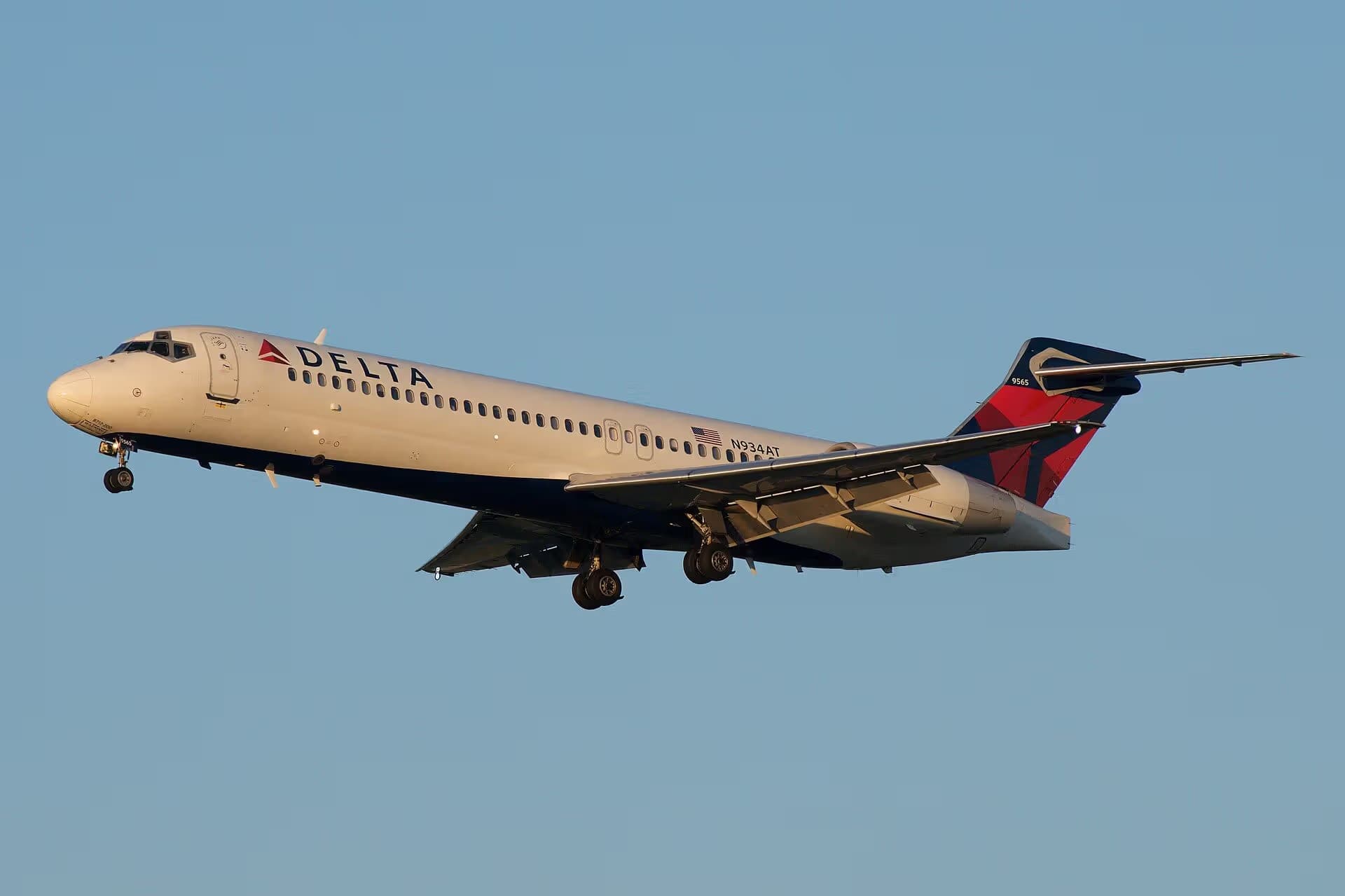N934AT — Boeing