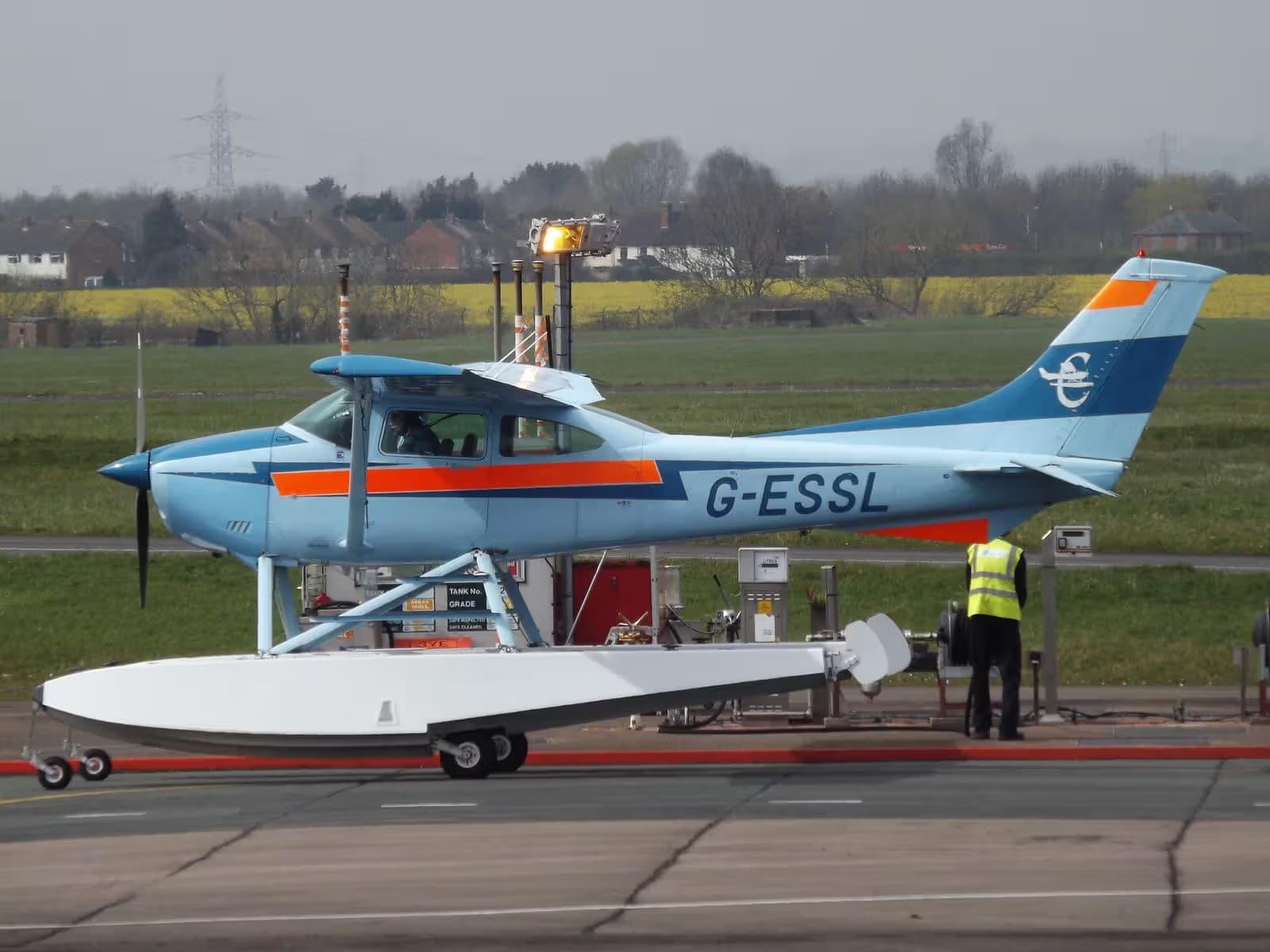G-ESSL — Cessna