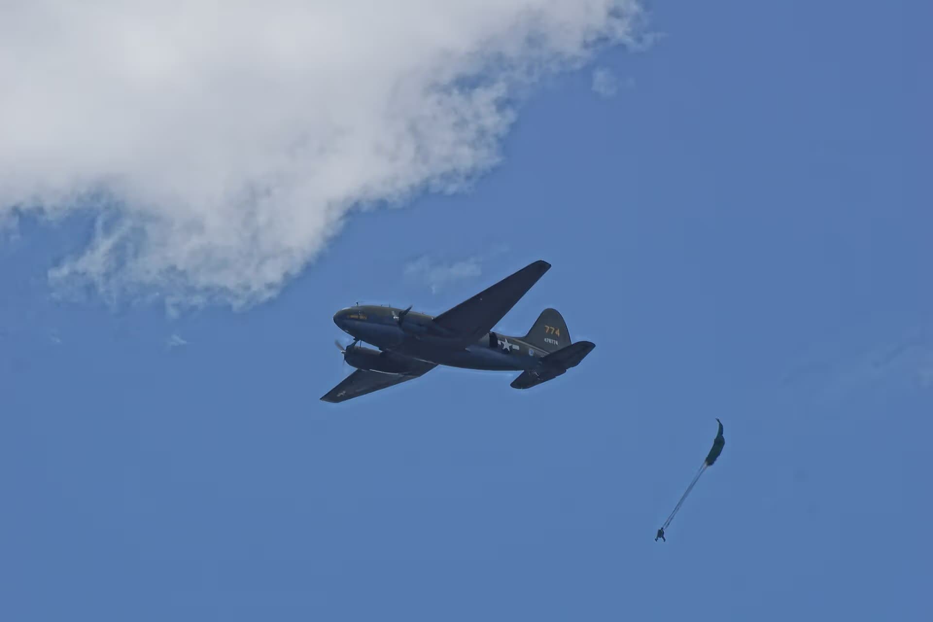 Unidentified — Aircraft
