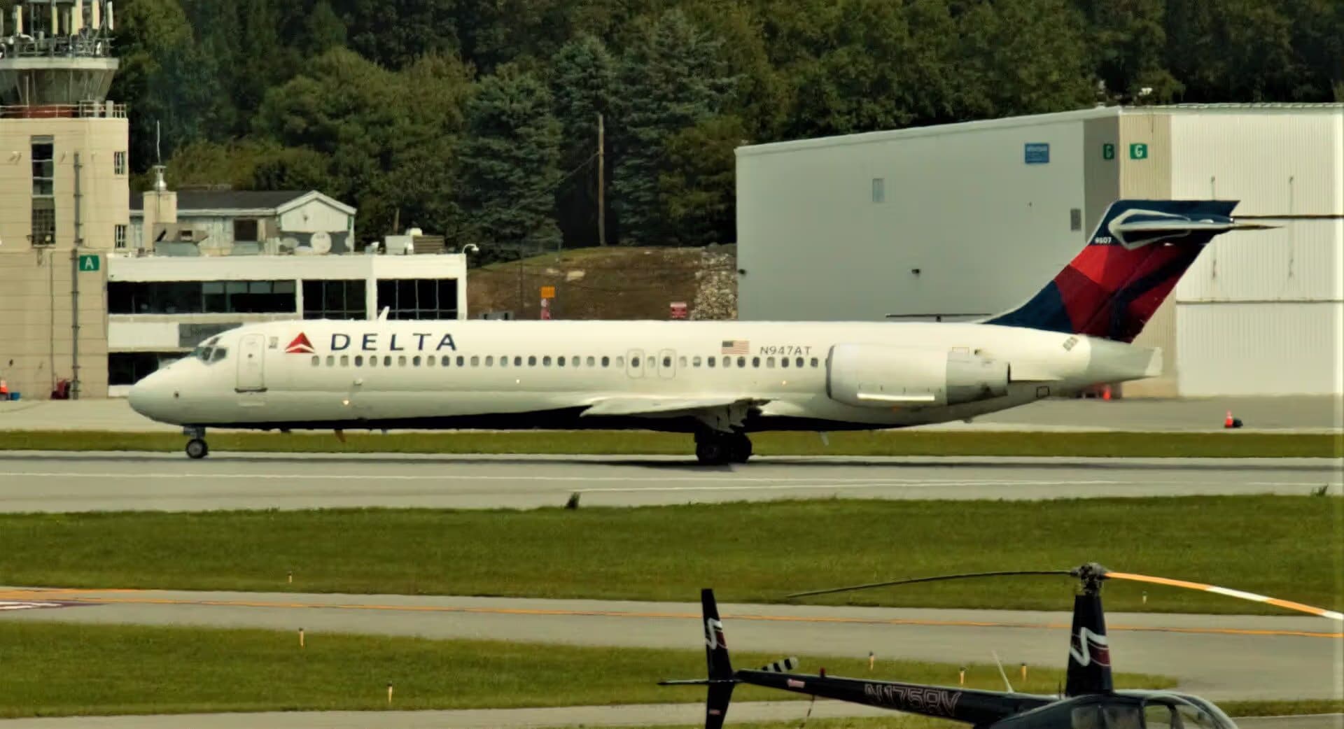 N947AT — Boeing