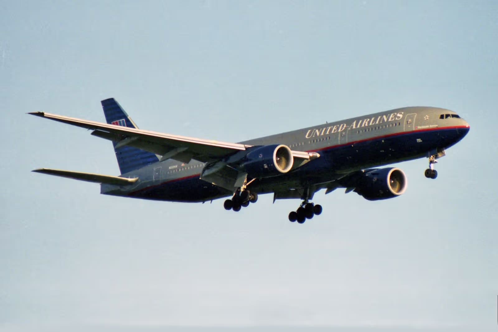 N223UA — Boeing