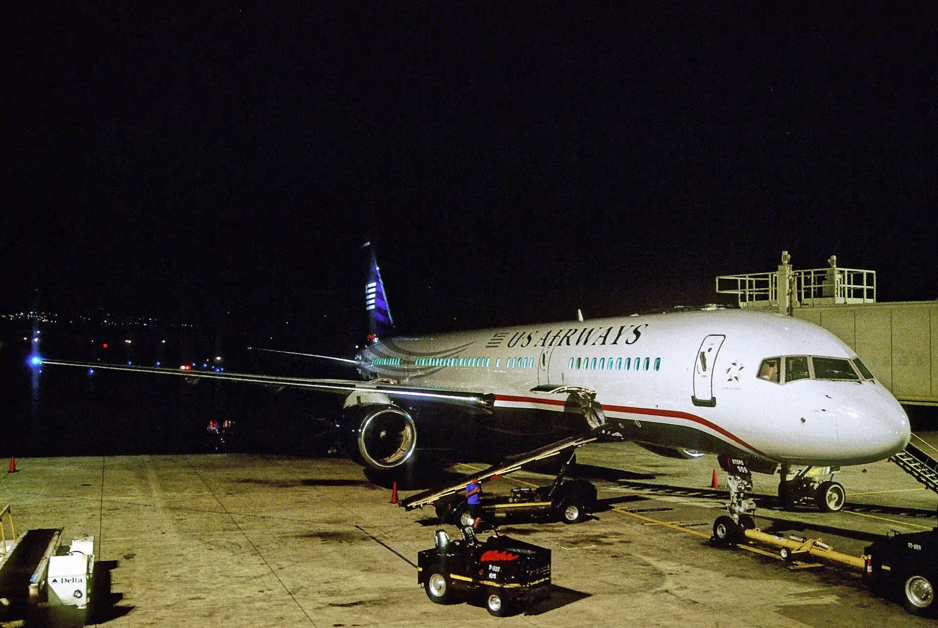 N909AW — Boeing