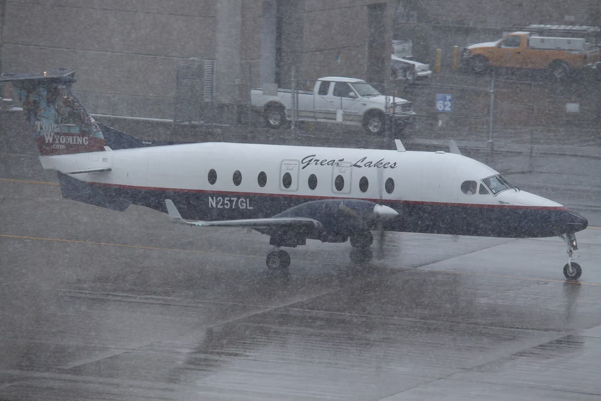 N257GL — Beechcraft
