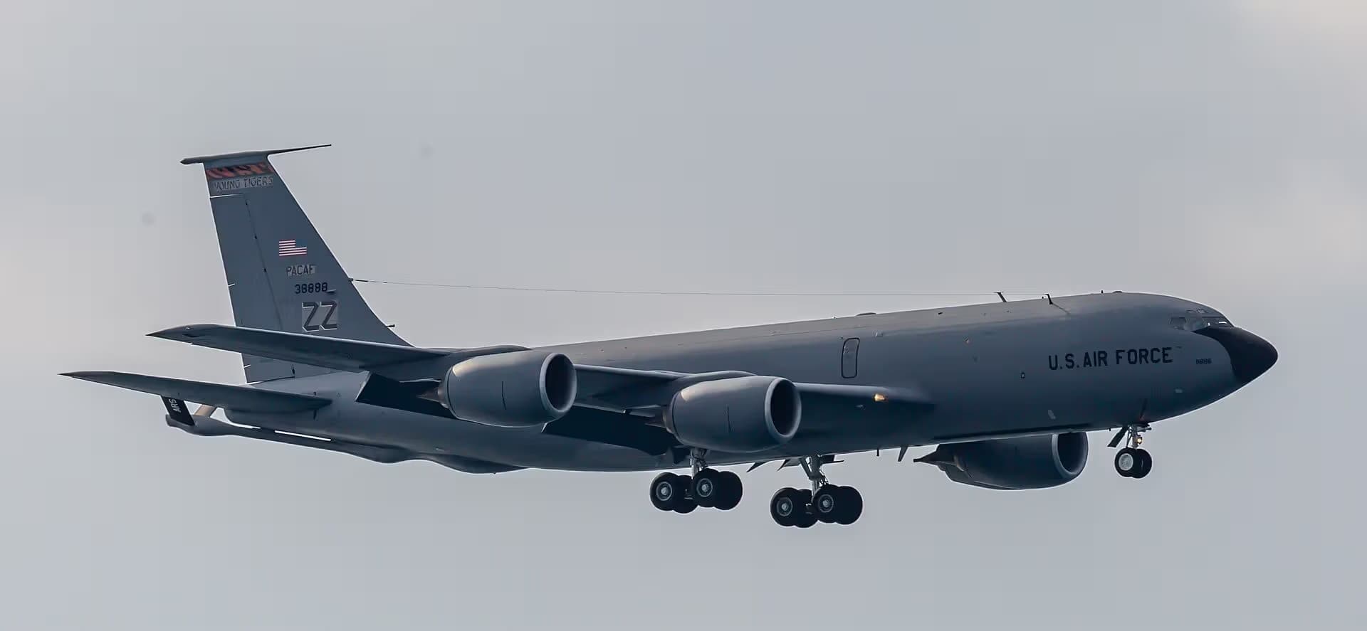 Unidentified — Boeing