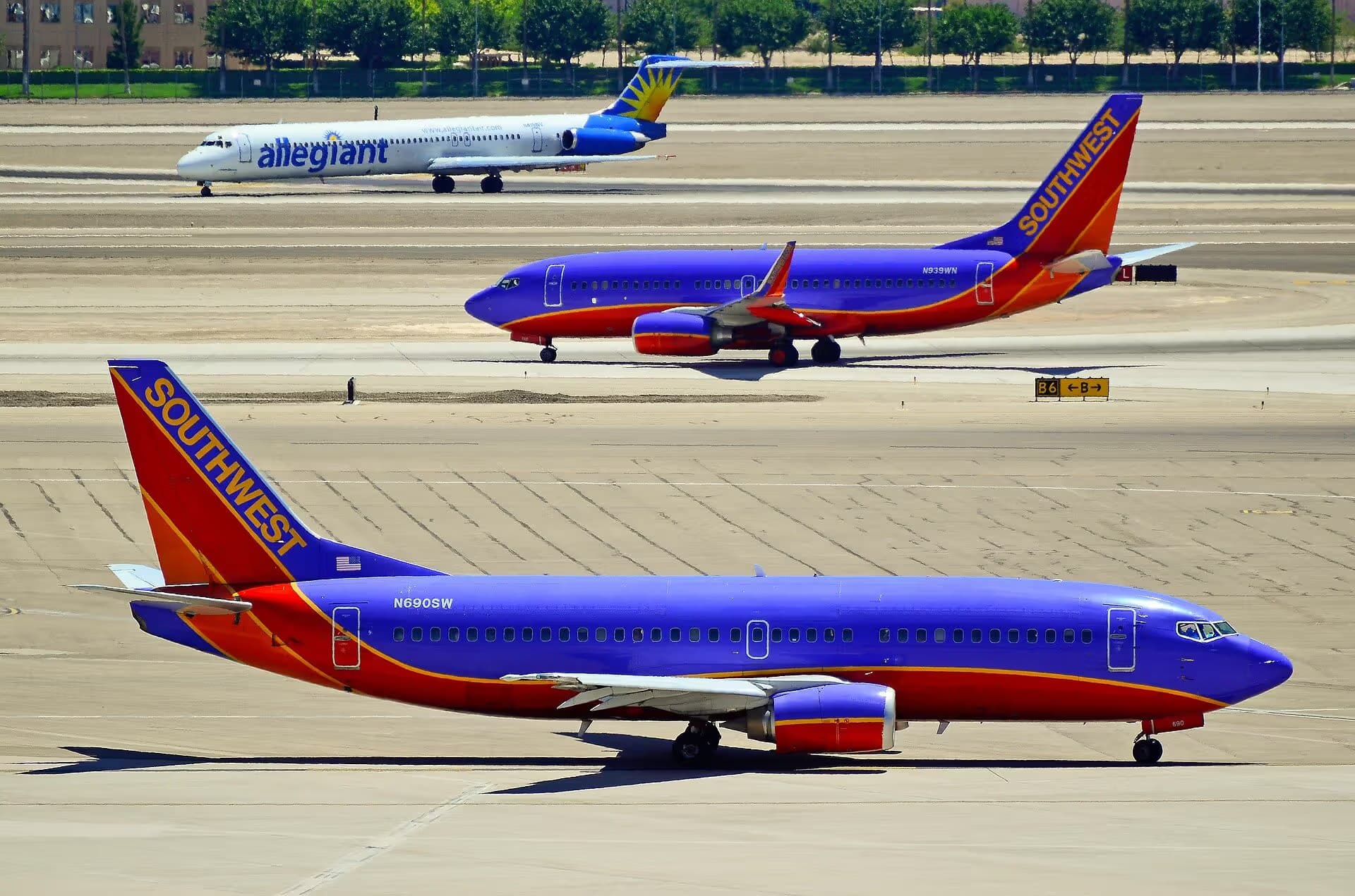 N690SW — Boeing at Harry Reid International Airport