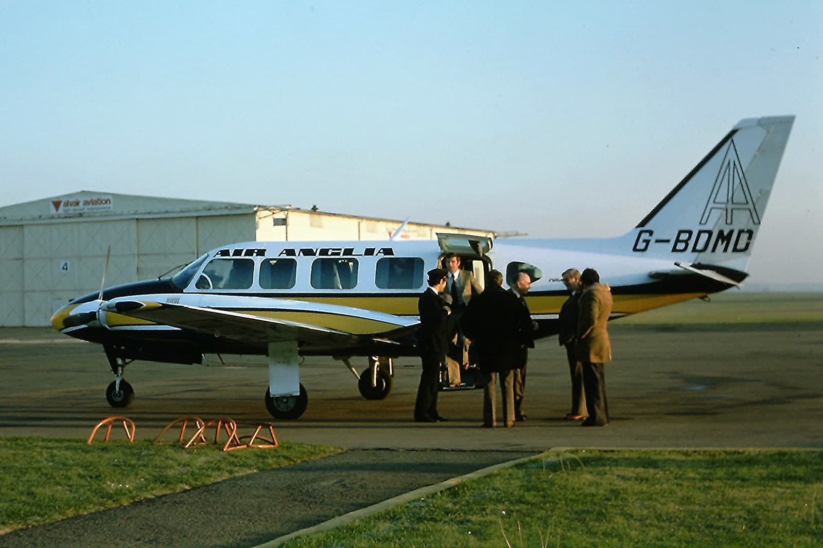G-BDMD — Twin-engine aircraft