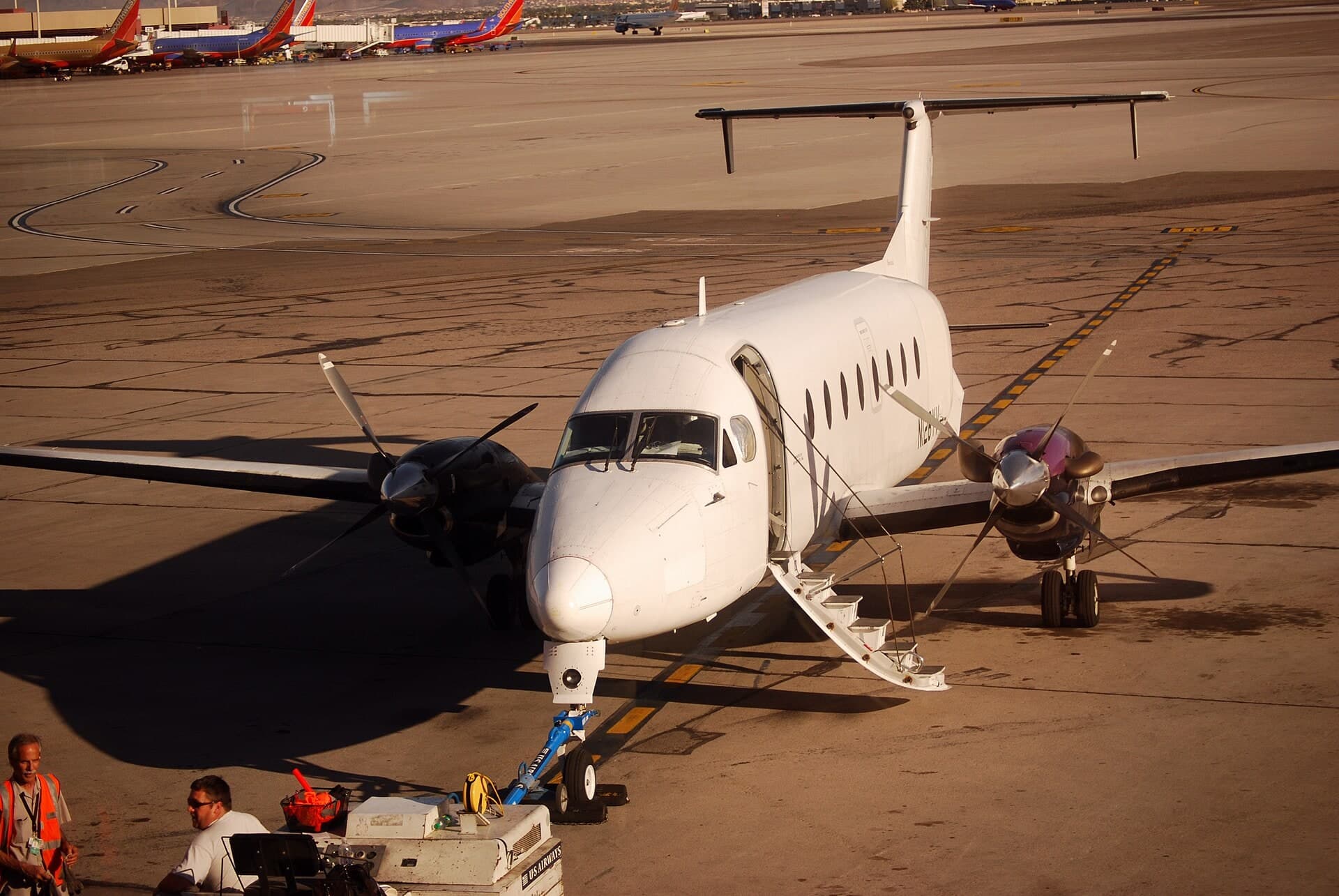 N28YV — Beechcraft