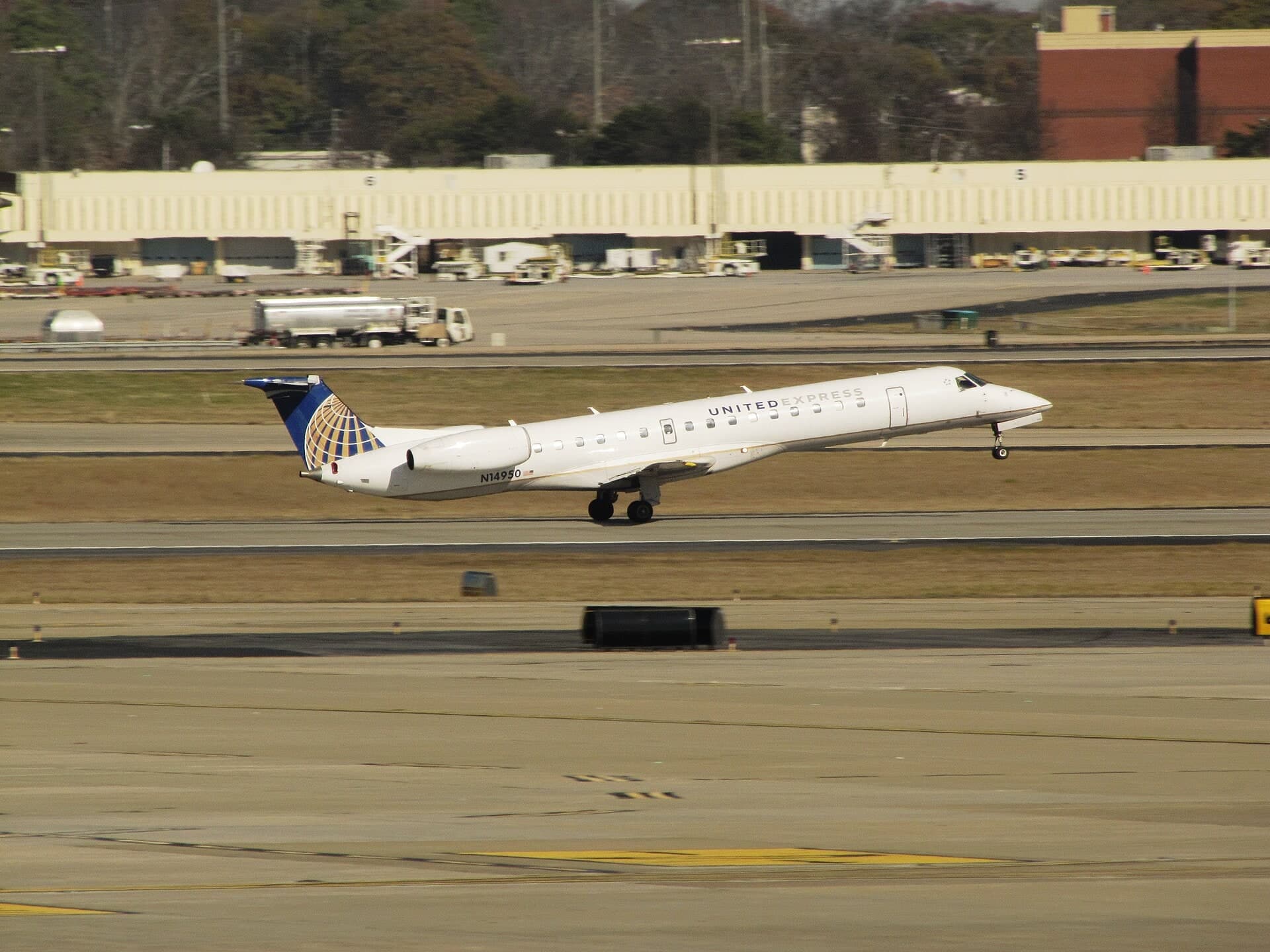 N14950 — Twin-engine aircraft