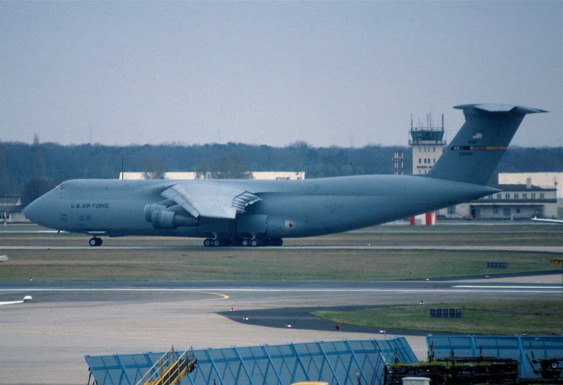 Unidentified — Aircraft
