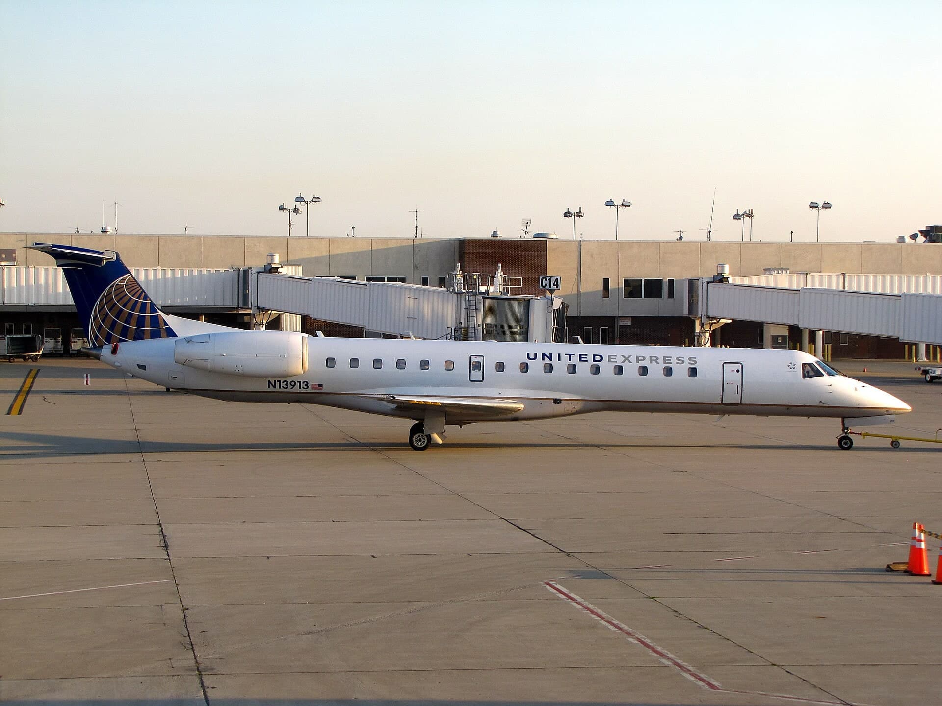 N13913 — Aircraft