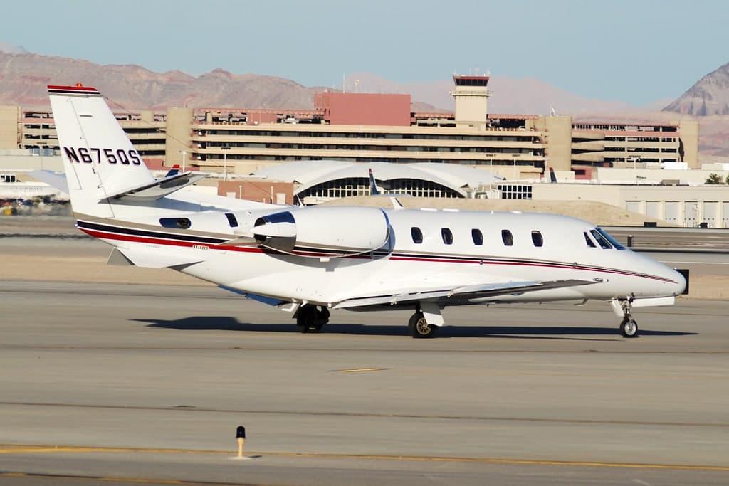 N675QS — Business jet