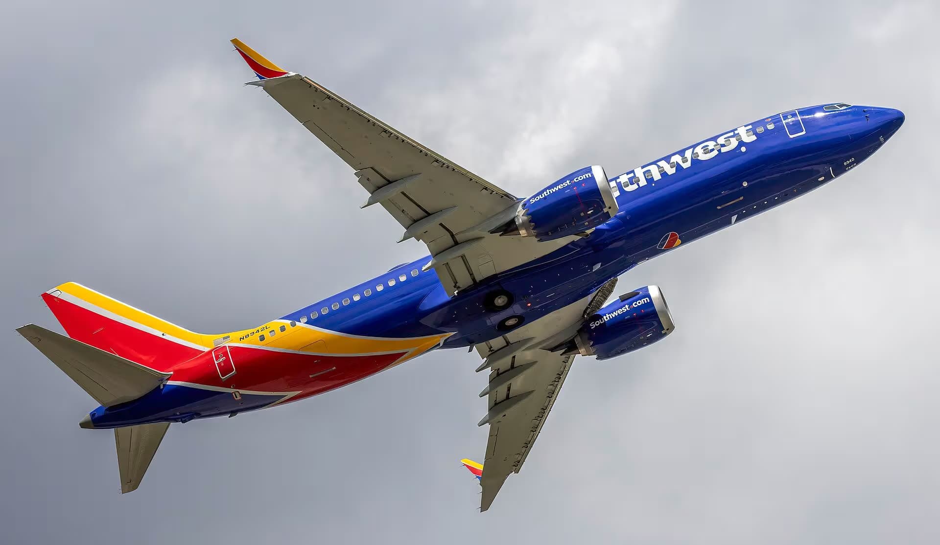 N8942L — Boeing