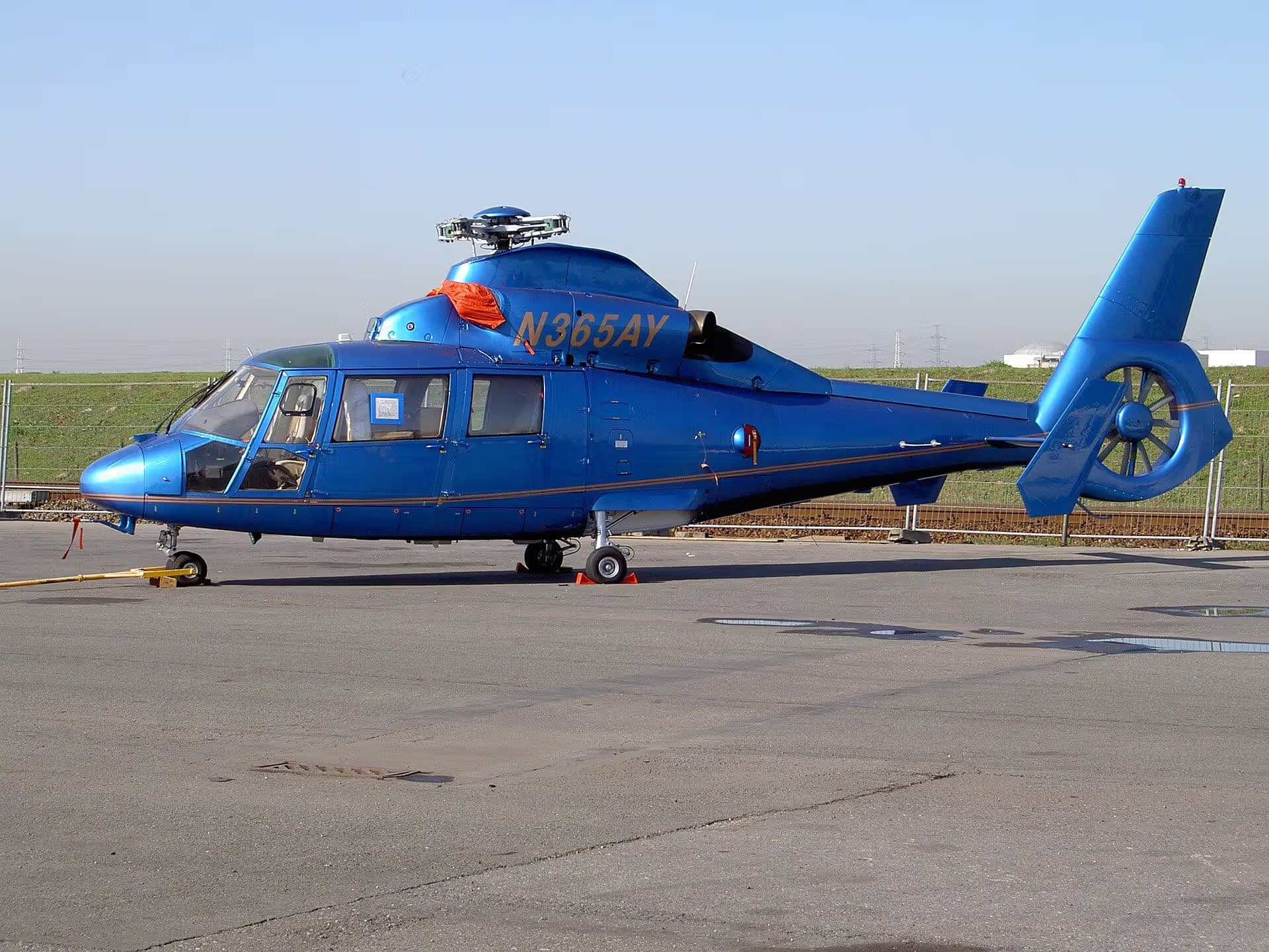 N365AY — Helicopter