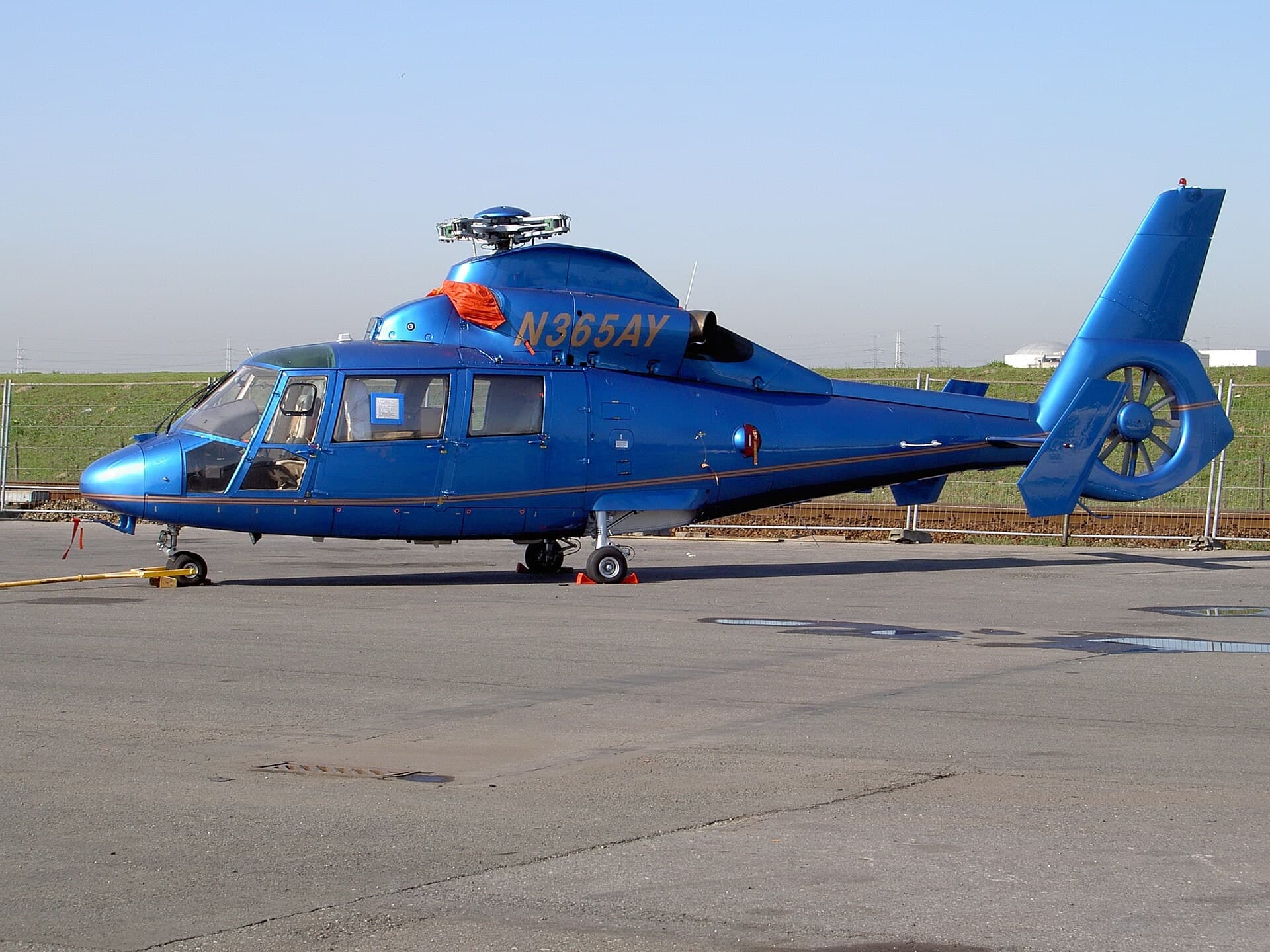 N365AY — Helicopter